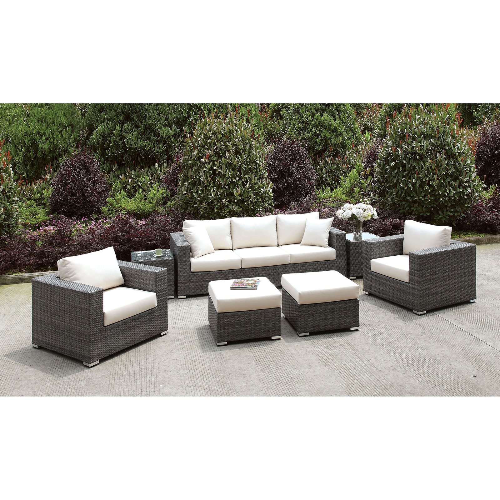  Sofa2 Chairs2 End Tables2 Small Ottomans 