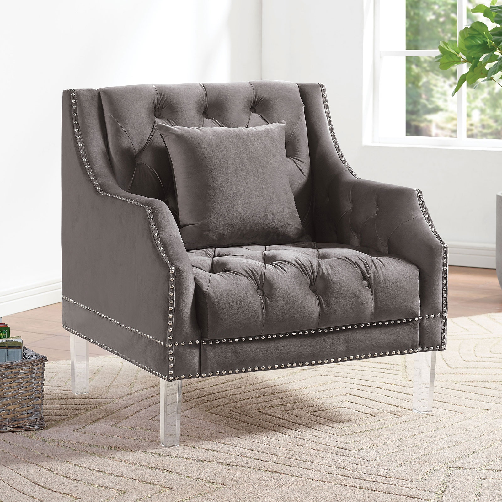  Chair 