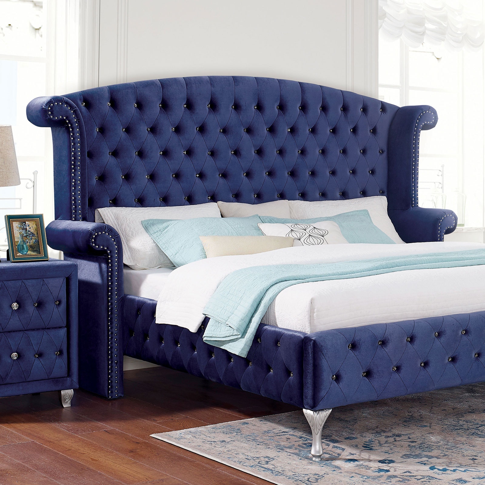 CM7150BL-Q-BED