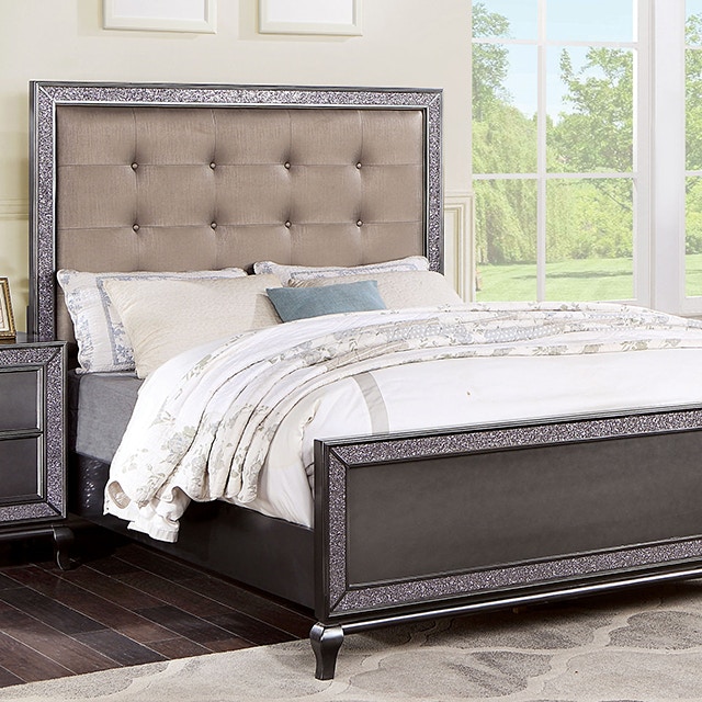  Queen Bed 