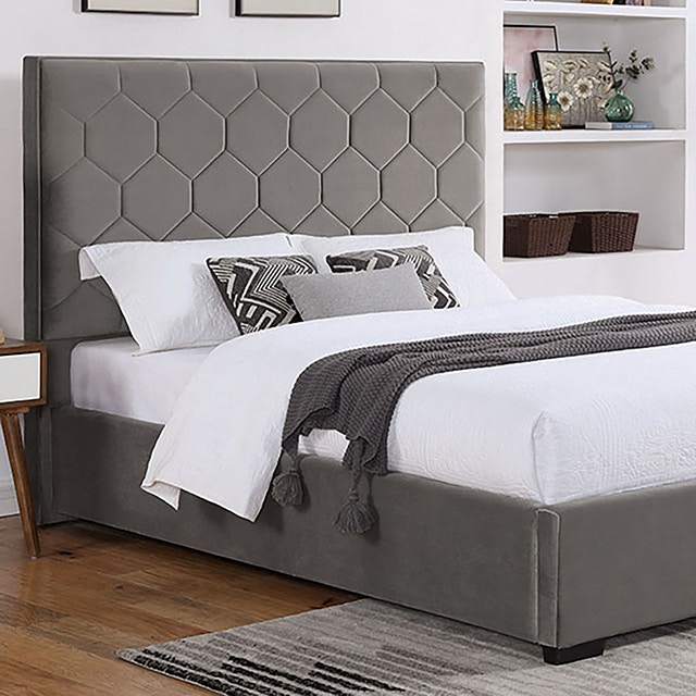  Queen Bed 