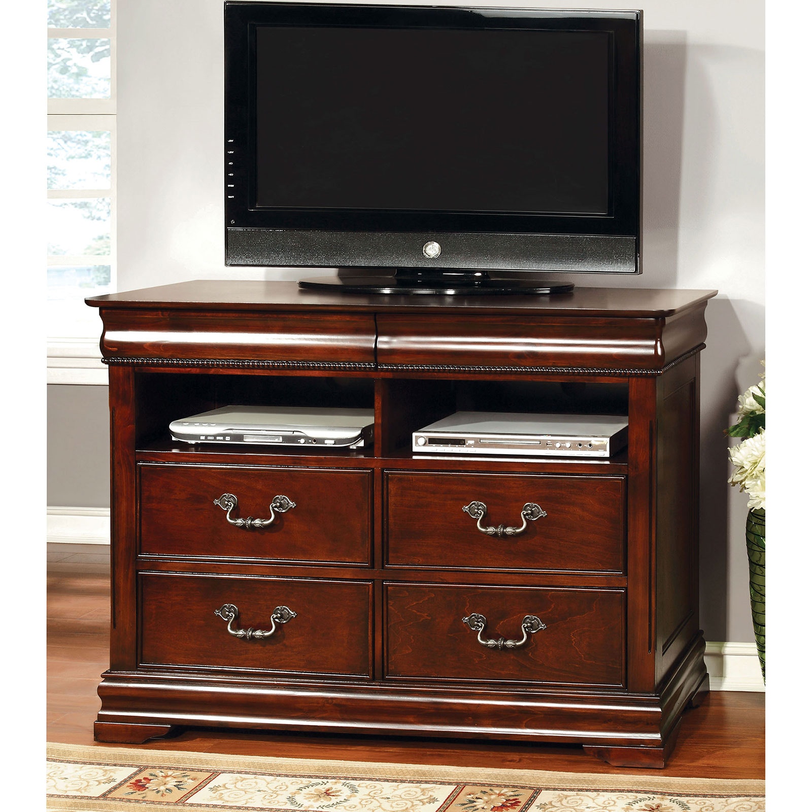  Media Chest 