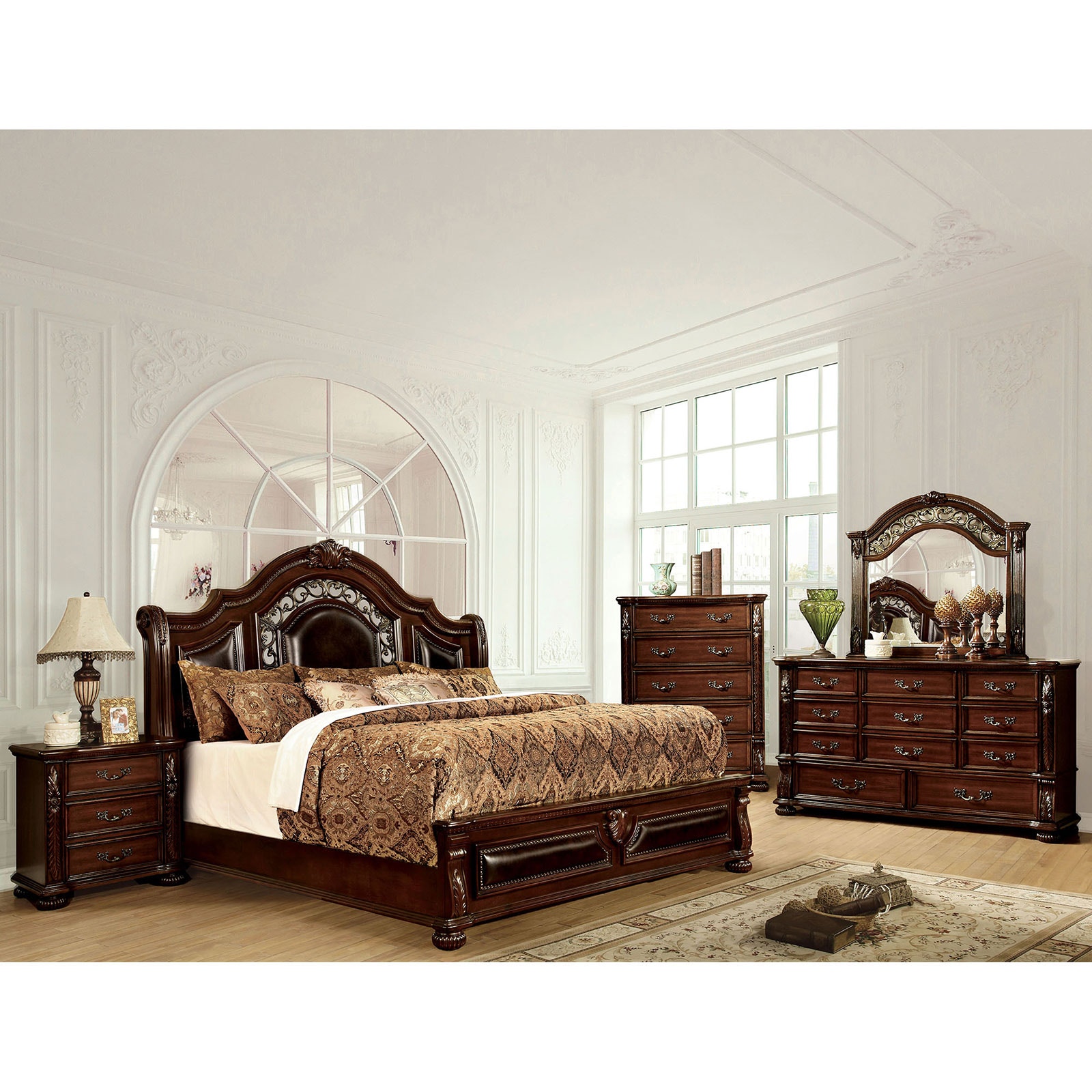 Light brown queen on sale bedroom set