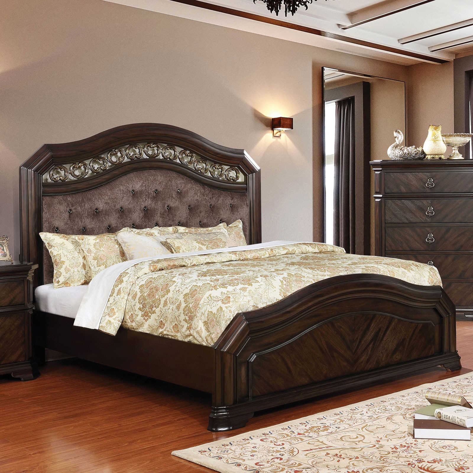  Queen Bed 