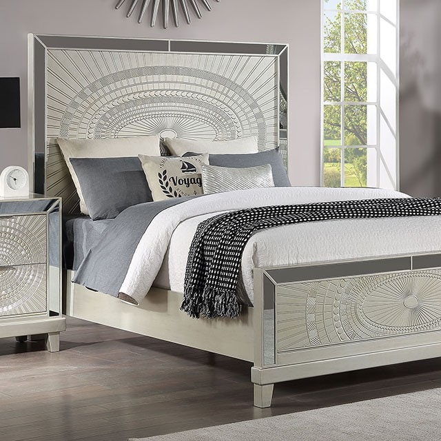  Queen Bed 