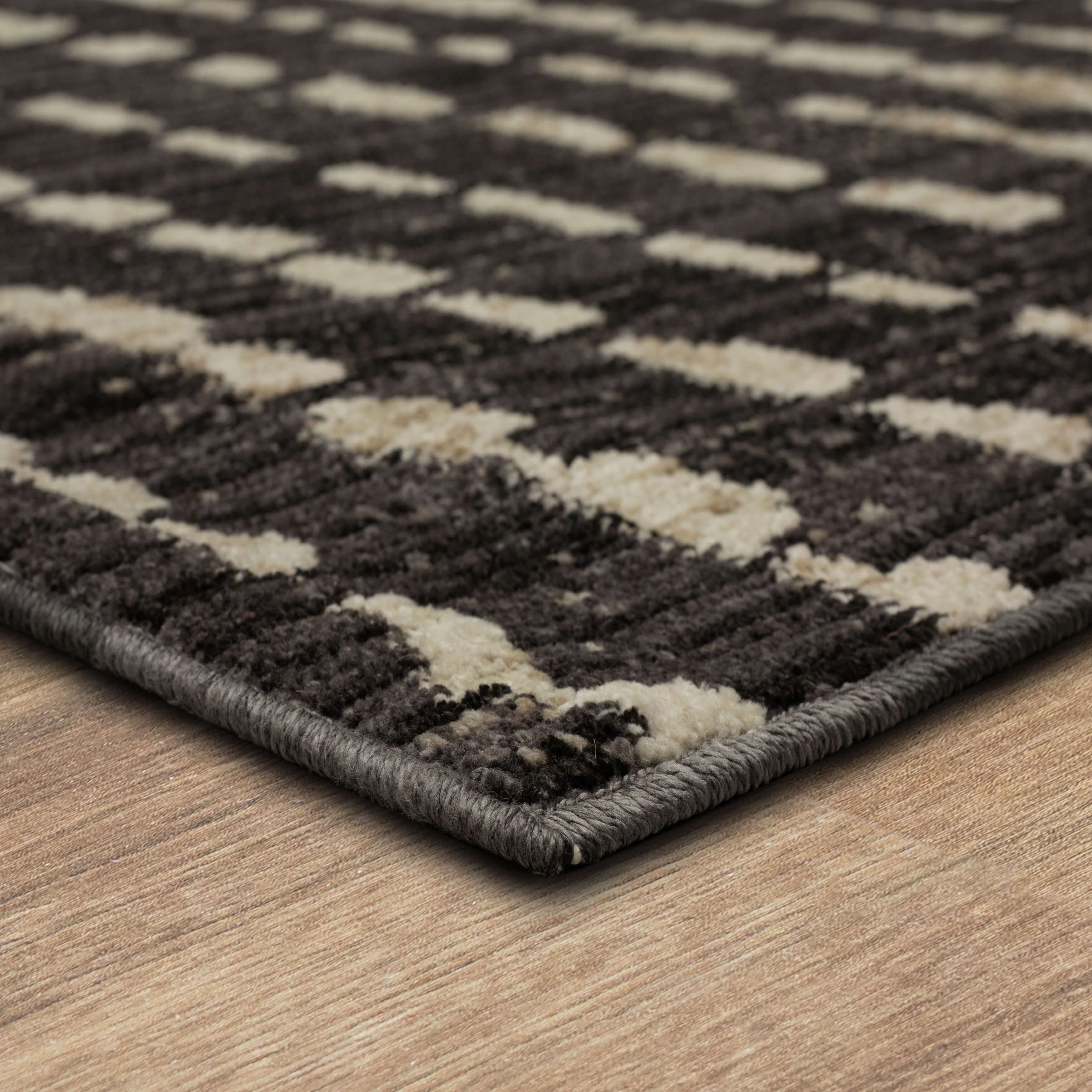 Karastan Hallway Runners Voyage By Bobby Berk Vista Black 2'7" x 7'10