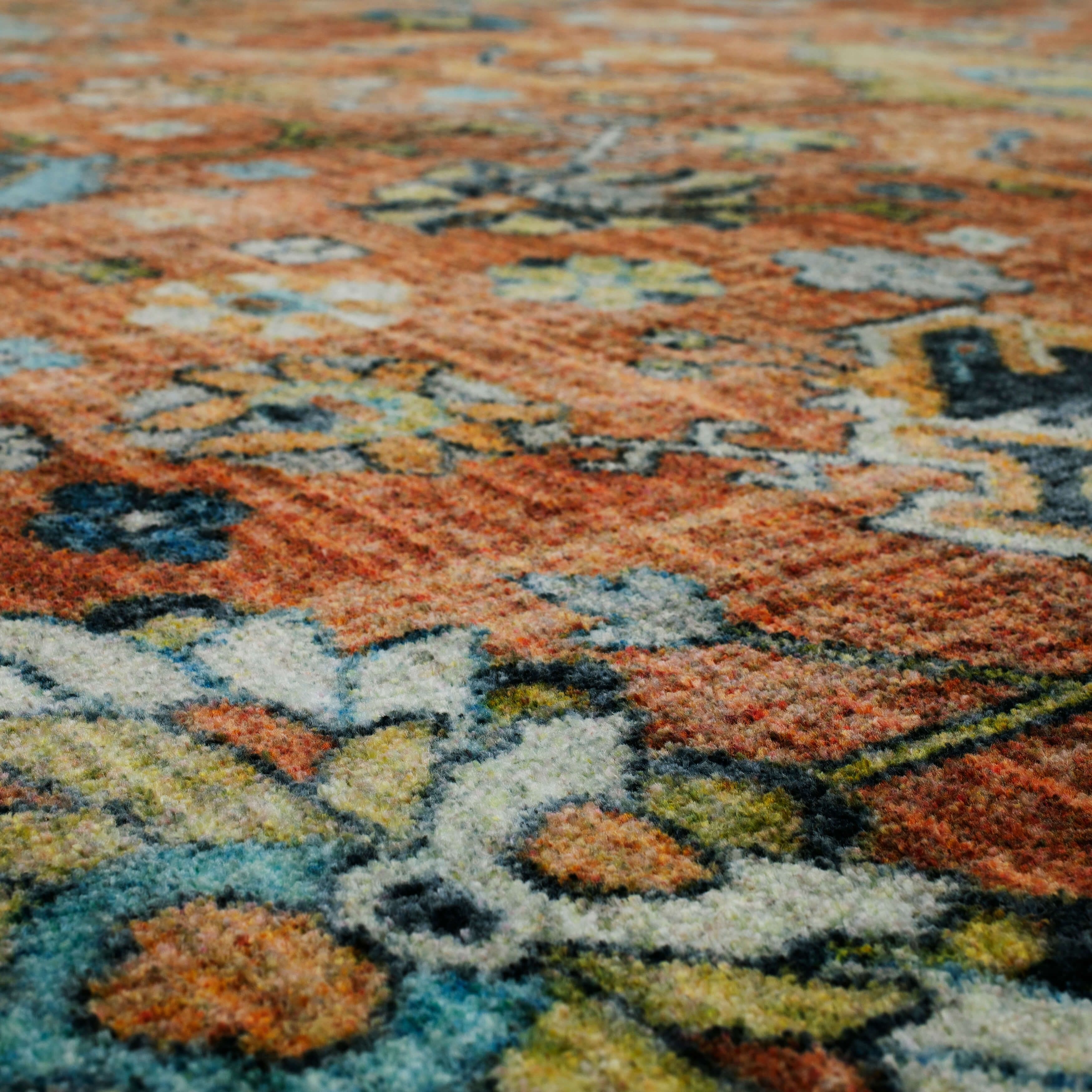 nerissaredzs008a400096120close