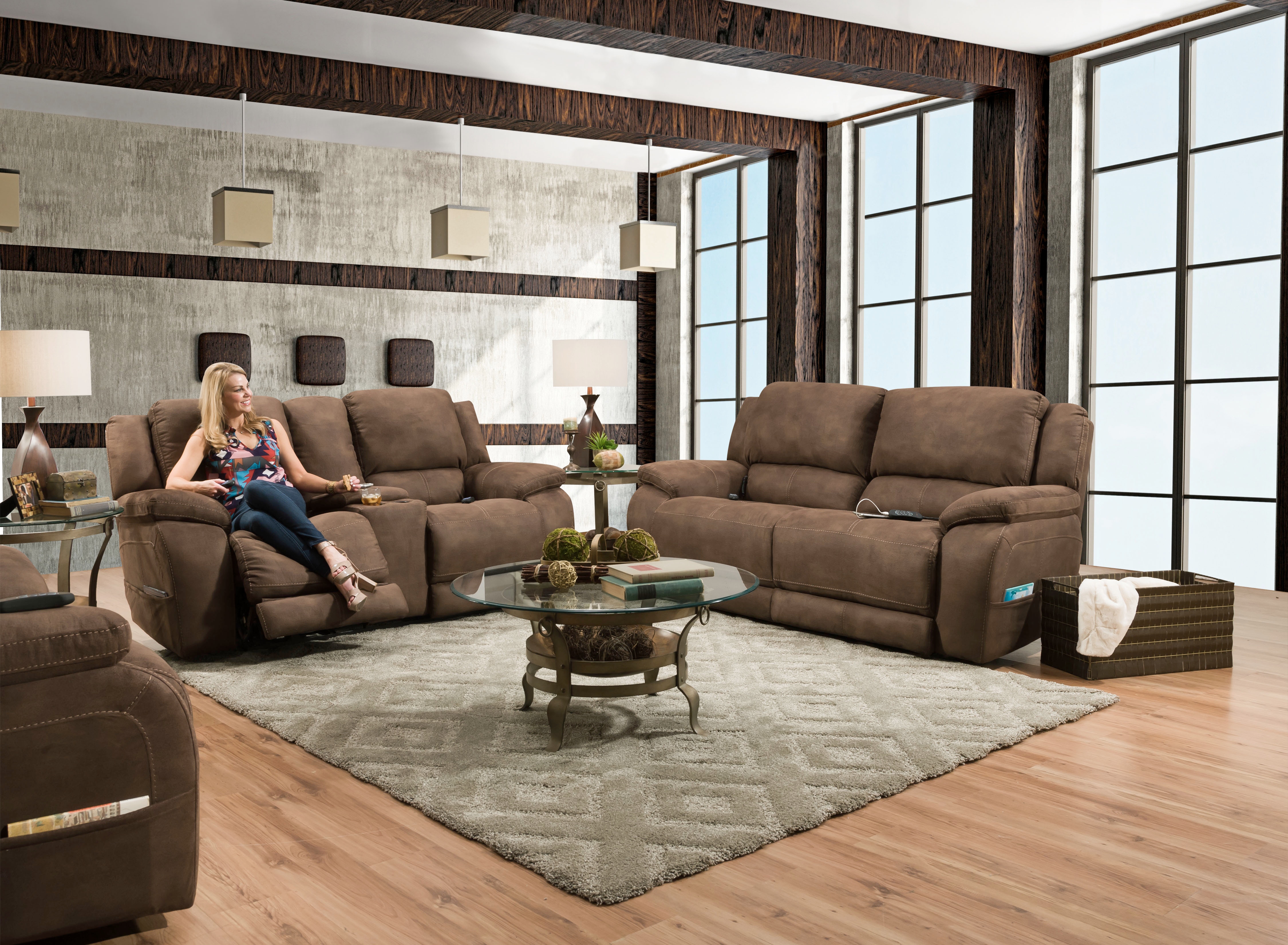 Homestretch double reclining power outlet sofa