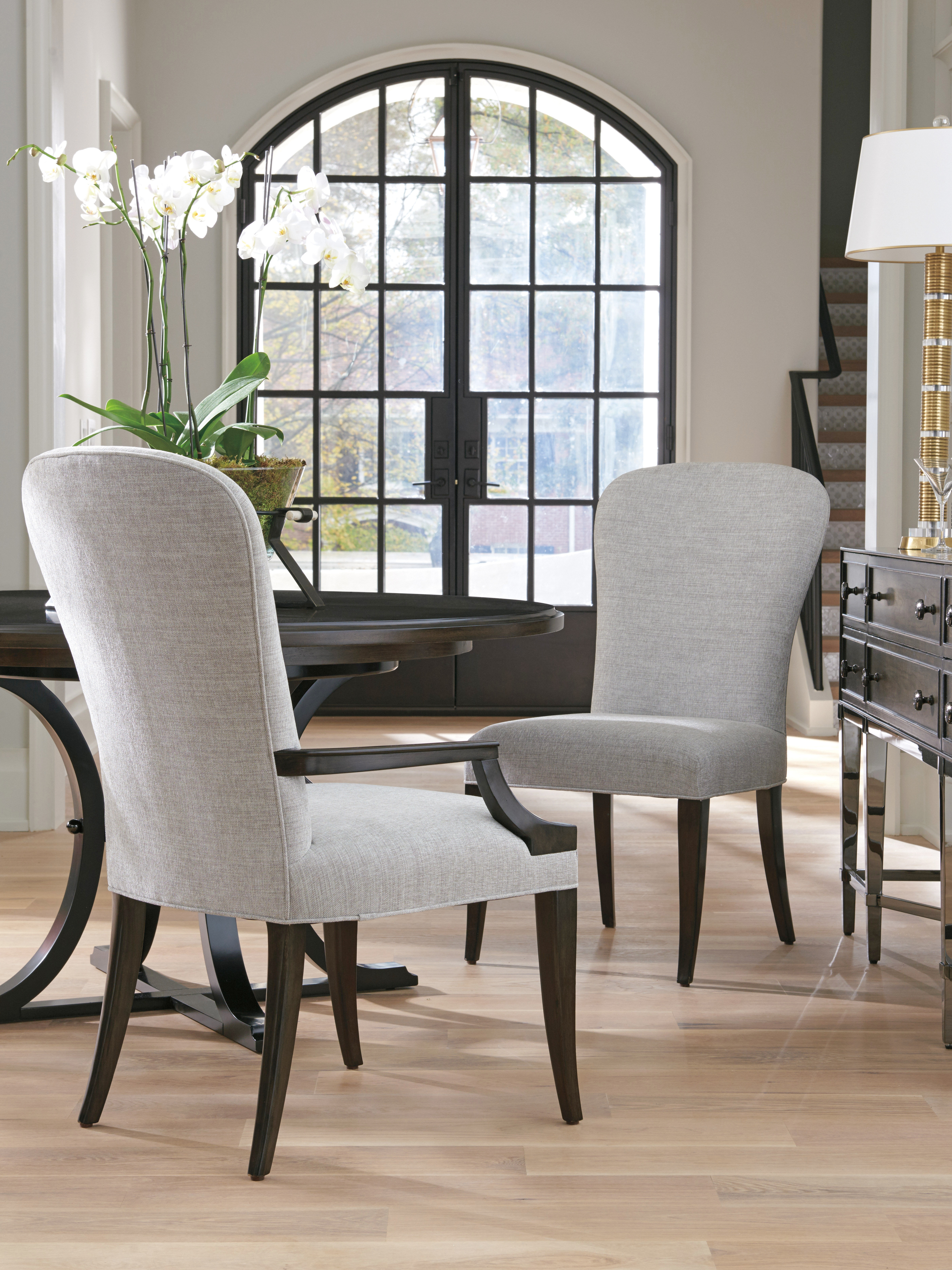 liberty　0602 Barclay Butera by Lexington Casual Dining Schuler