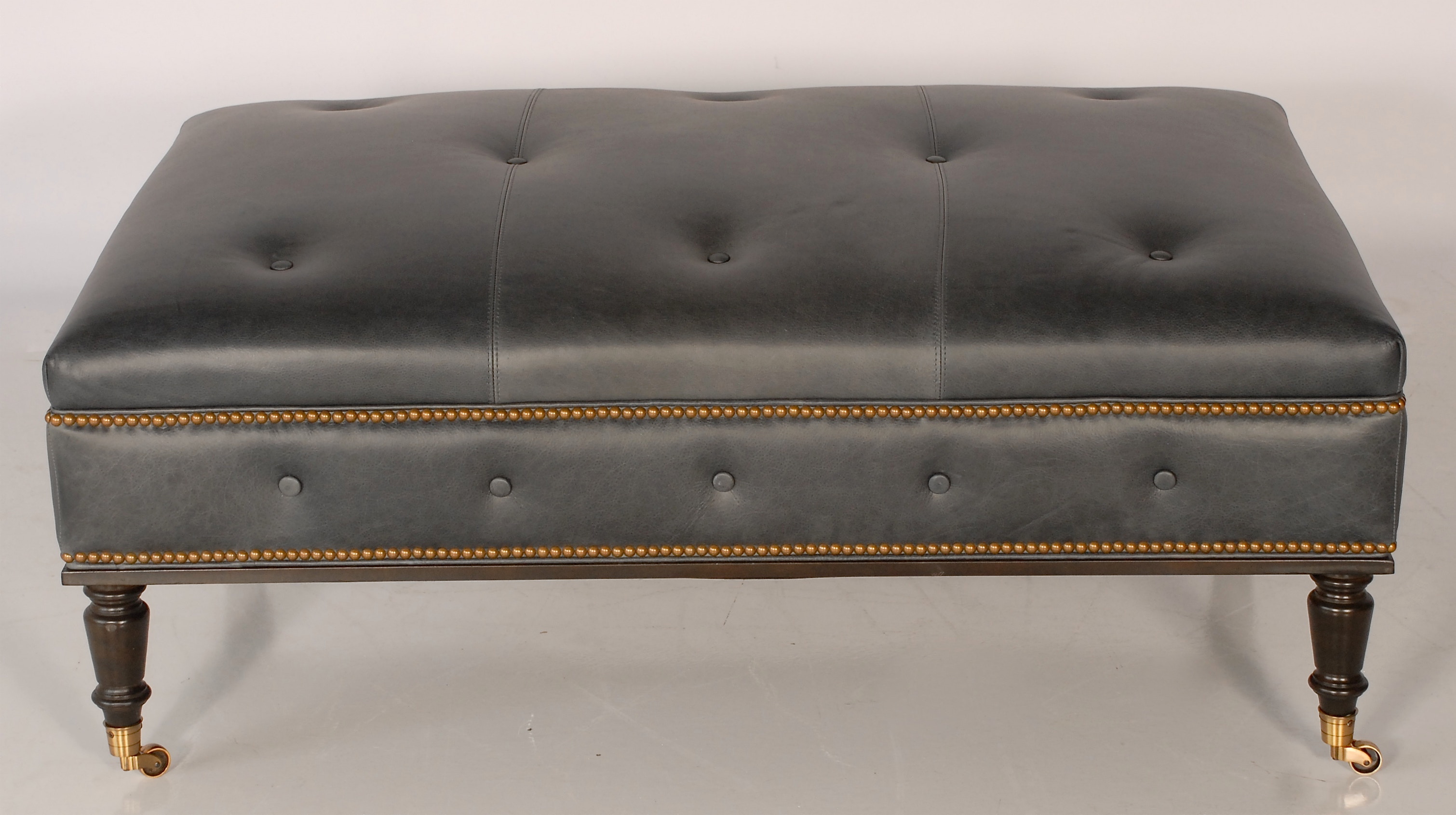 Issis Select ADAMS COCKTAIL OTTOMAN 49TK-MVL415-00TK224