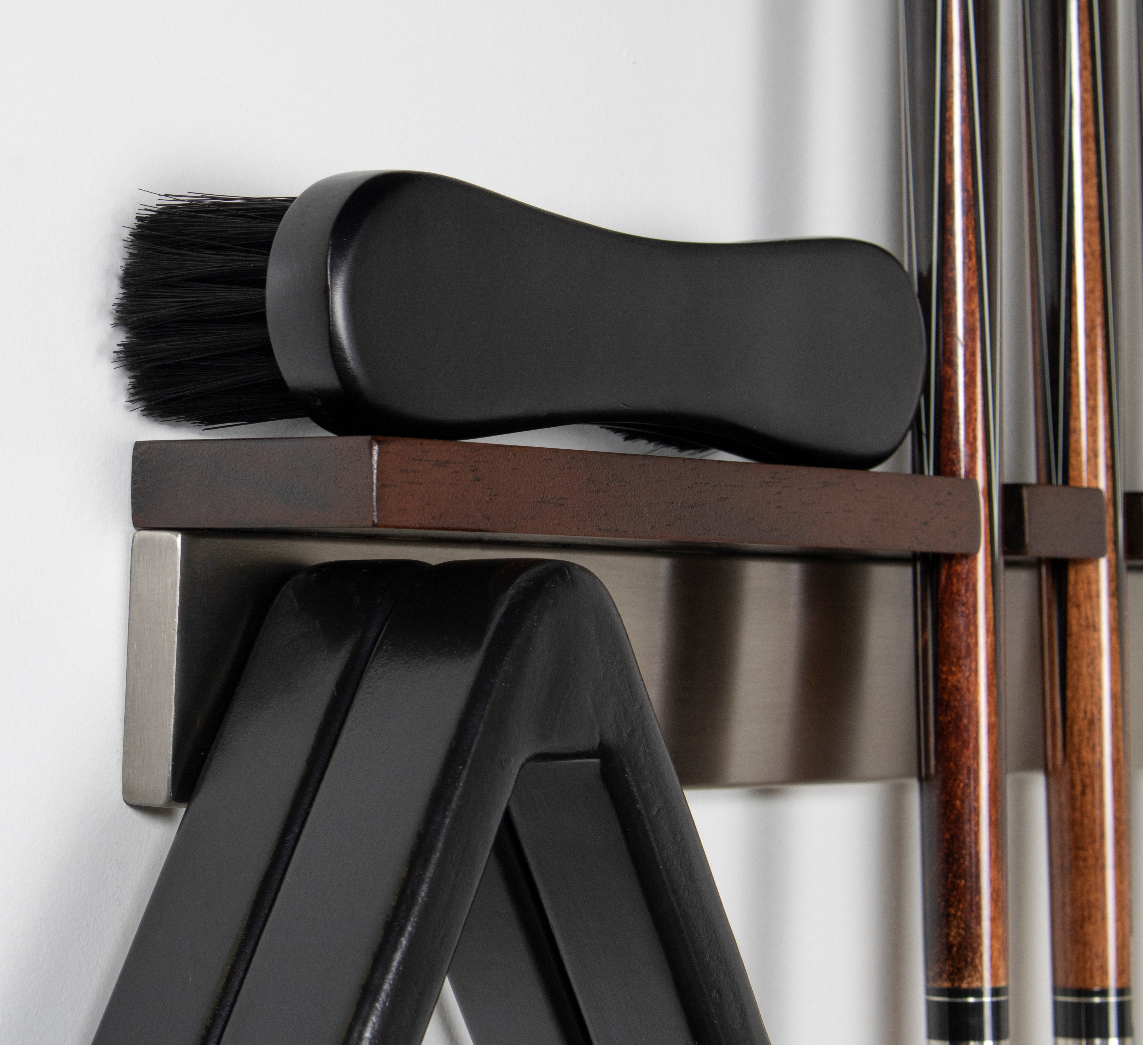 Legacy Billiards Vera Wall Cue Rack - Thumbnail 3