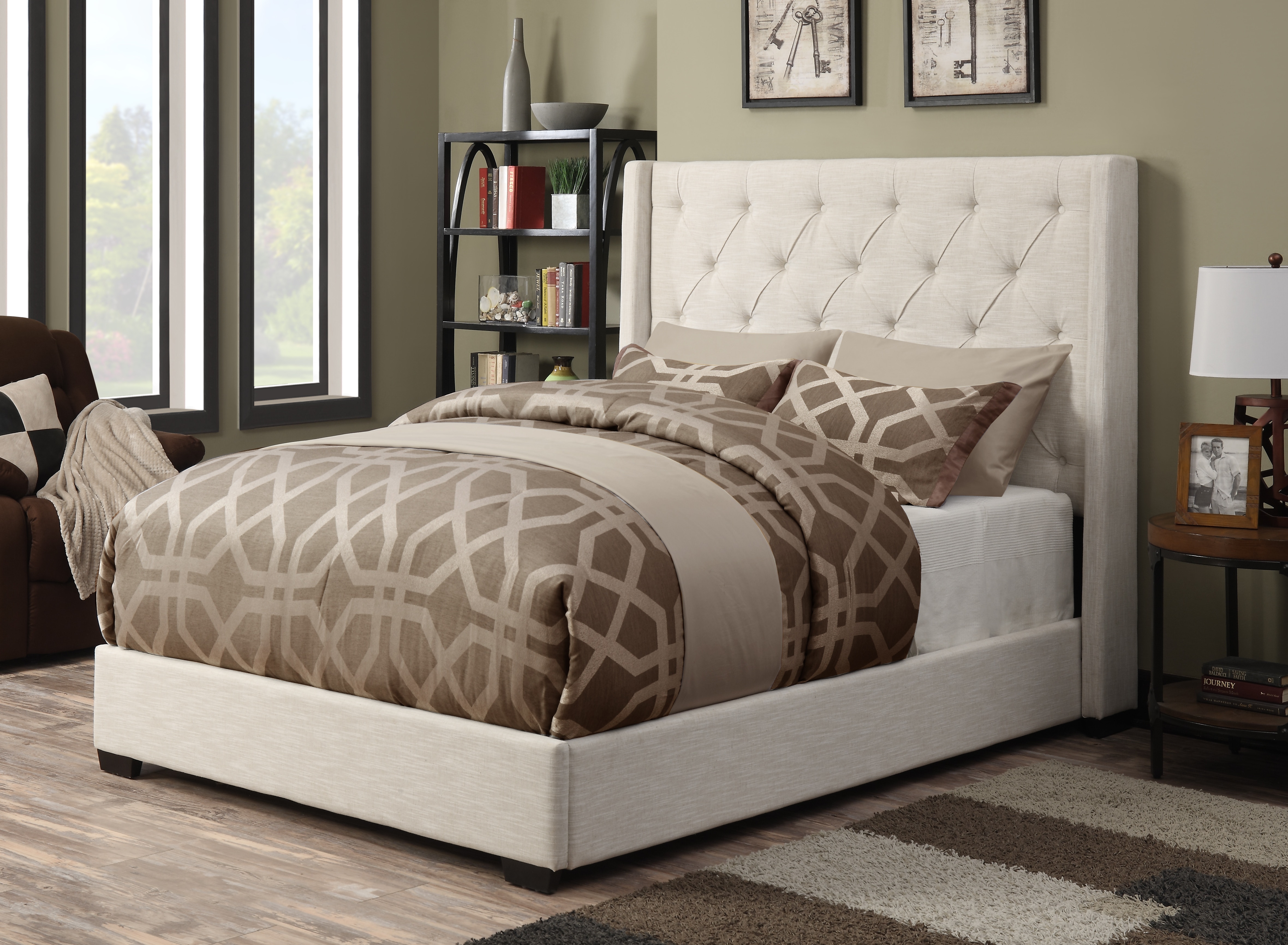 ACH Bedroom Contemporary Tufted Shelter King Bed in Oatmeal Beige