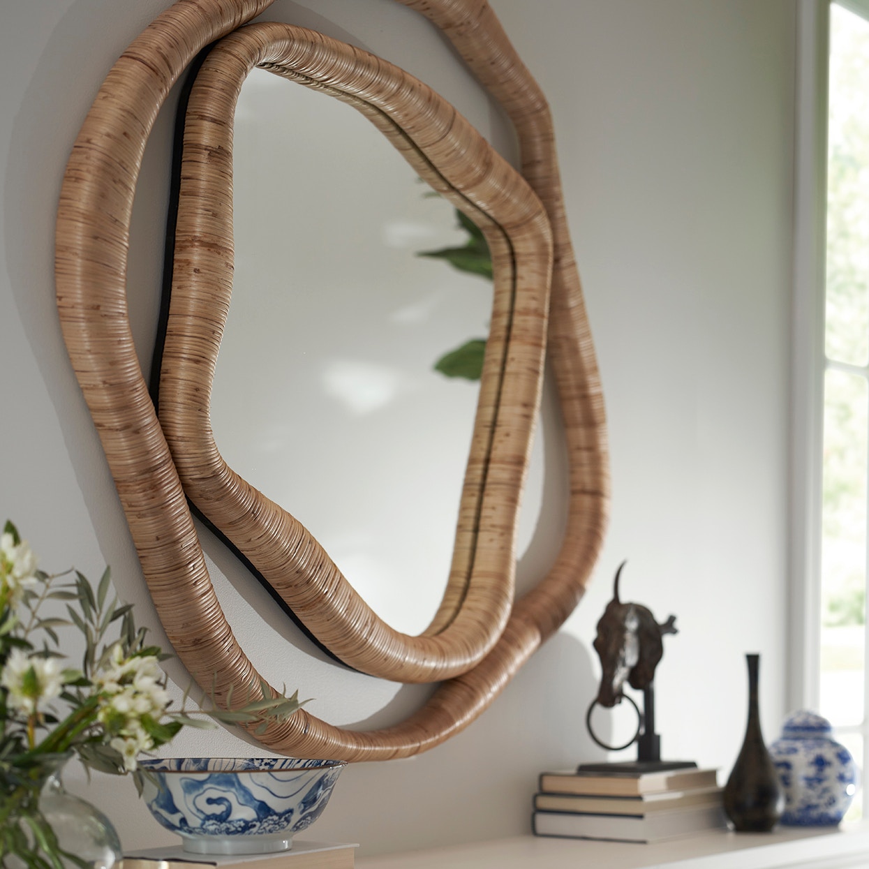 鏡 WALL MIRROR Tia Wall Mirror | PALECEK