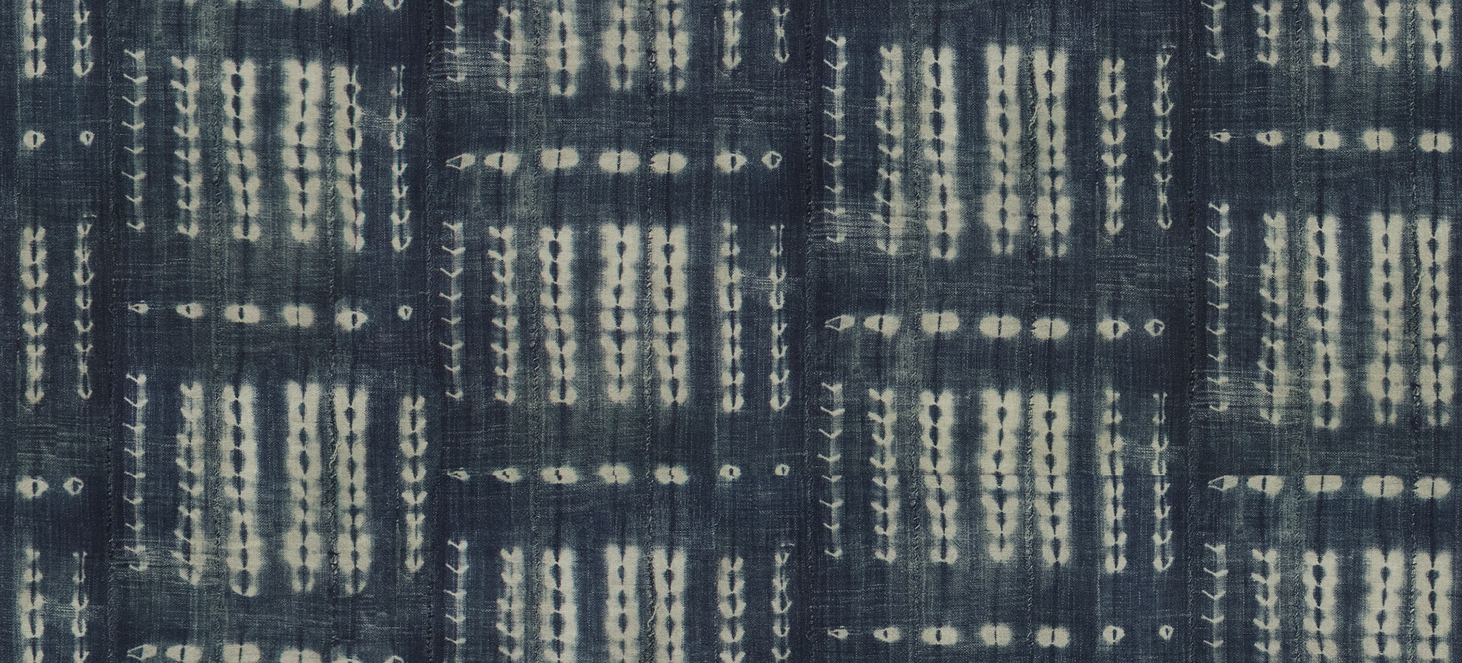 Bassett PRINTED NOVELTY NAVY 