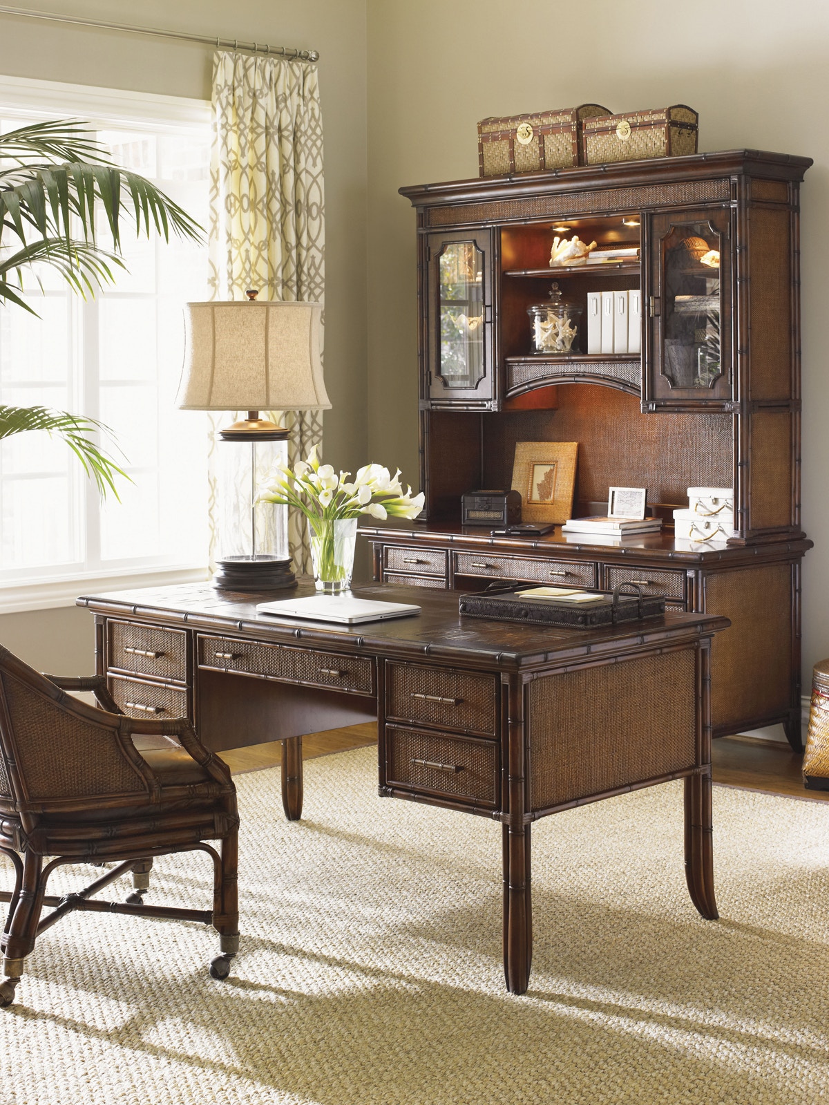 sligh desk with hutch