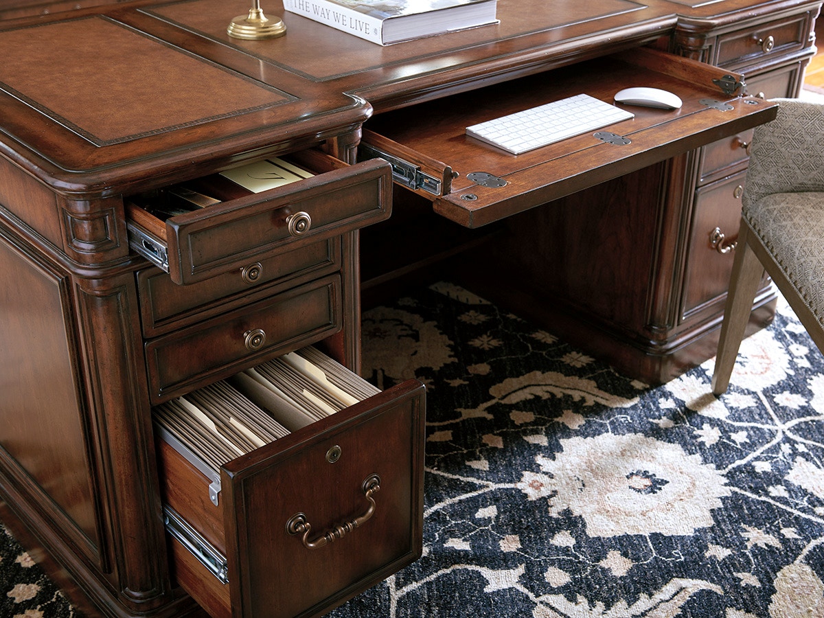 Morgan Executive Desk 305 400