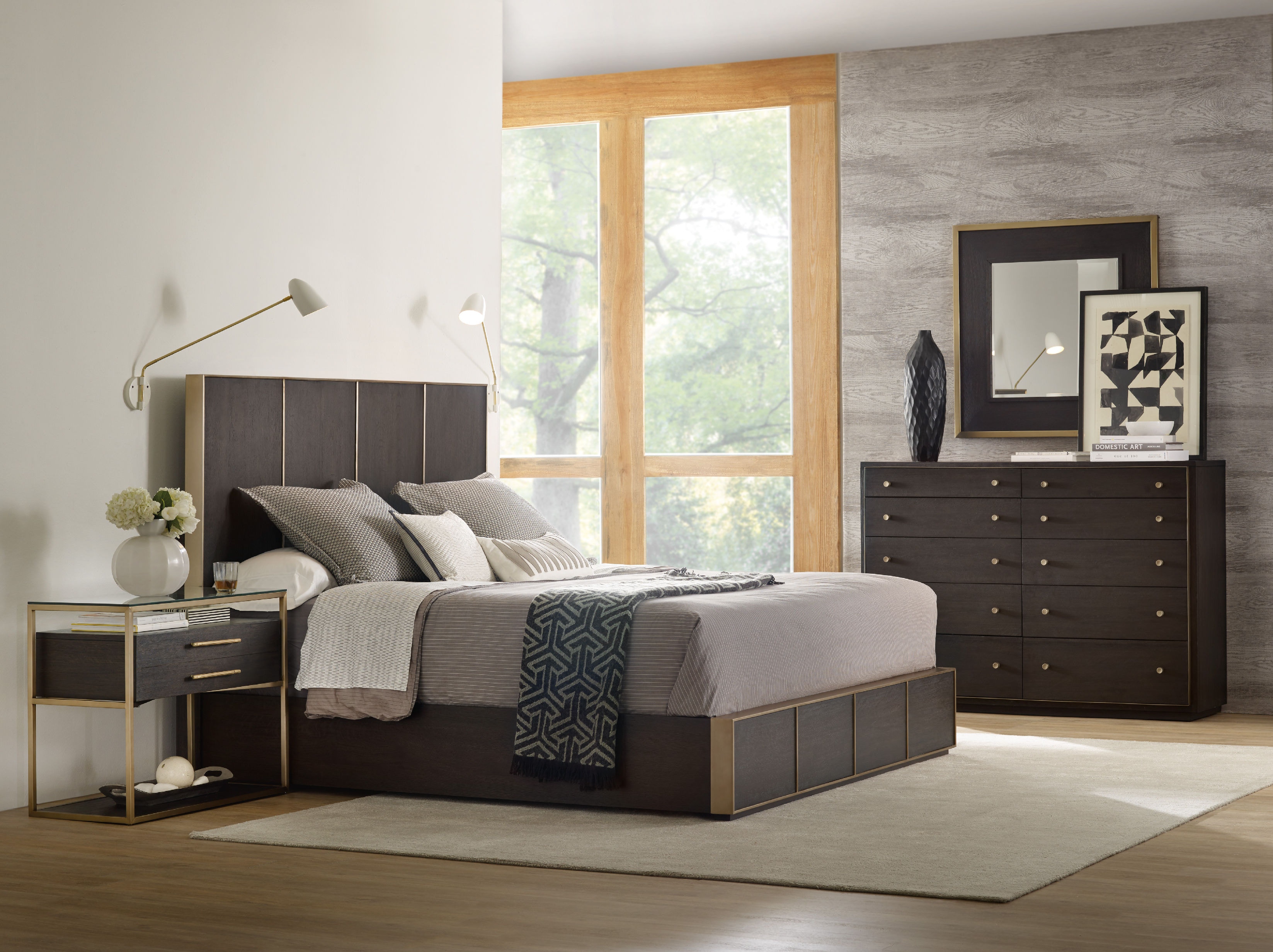 Hooker Furniture Bedroom Curata Queen Low Bed 1600 DKW
