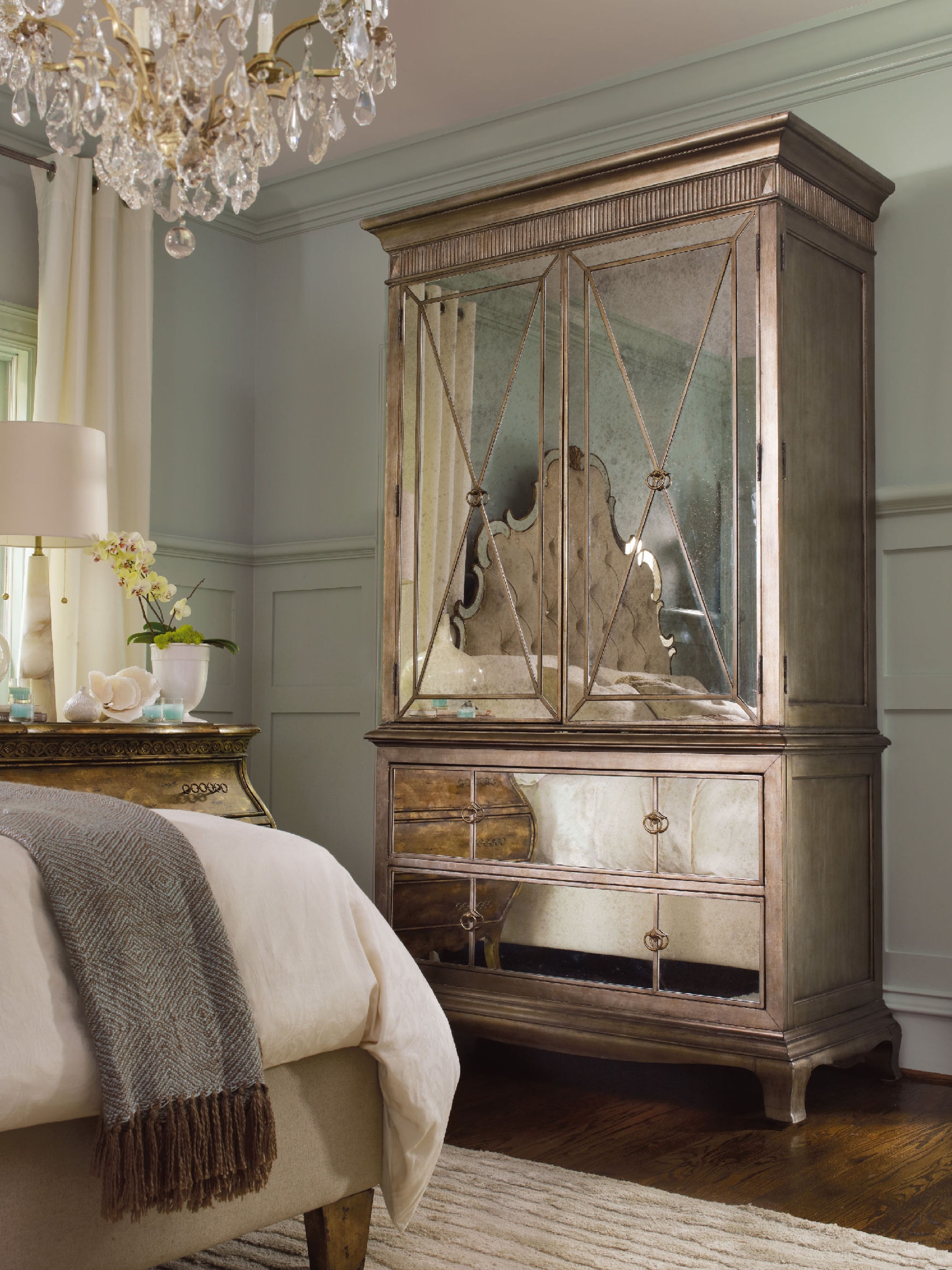 Hooker Furniture Bedroom Sanctuary Armoire Visage 3016 90013