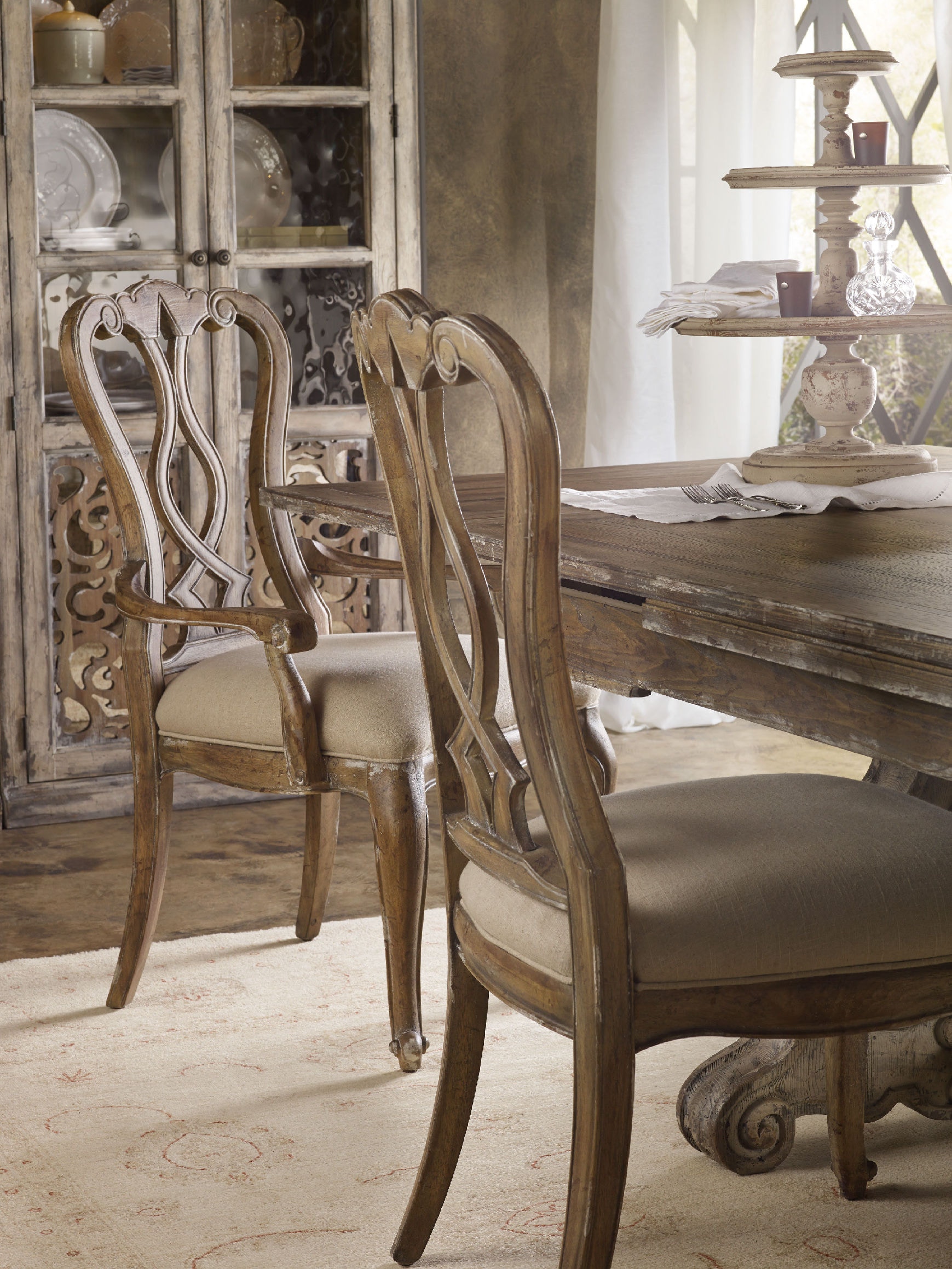 Hooker Furniture Casual Dining Chatelet Splatback Side Chair
