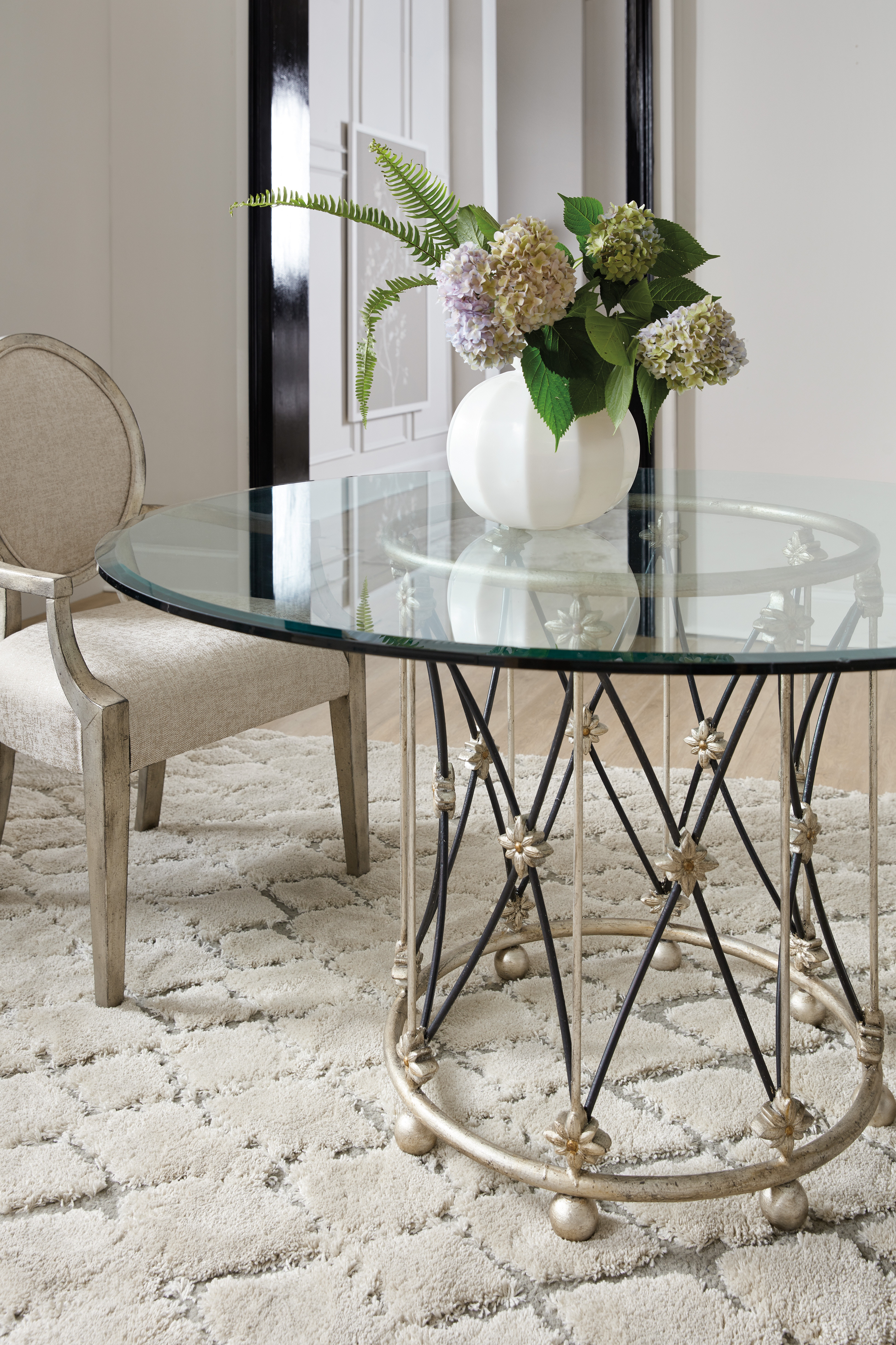 Hooker furniture round store glass dining table