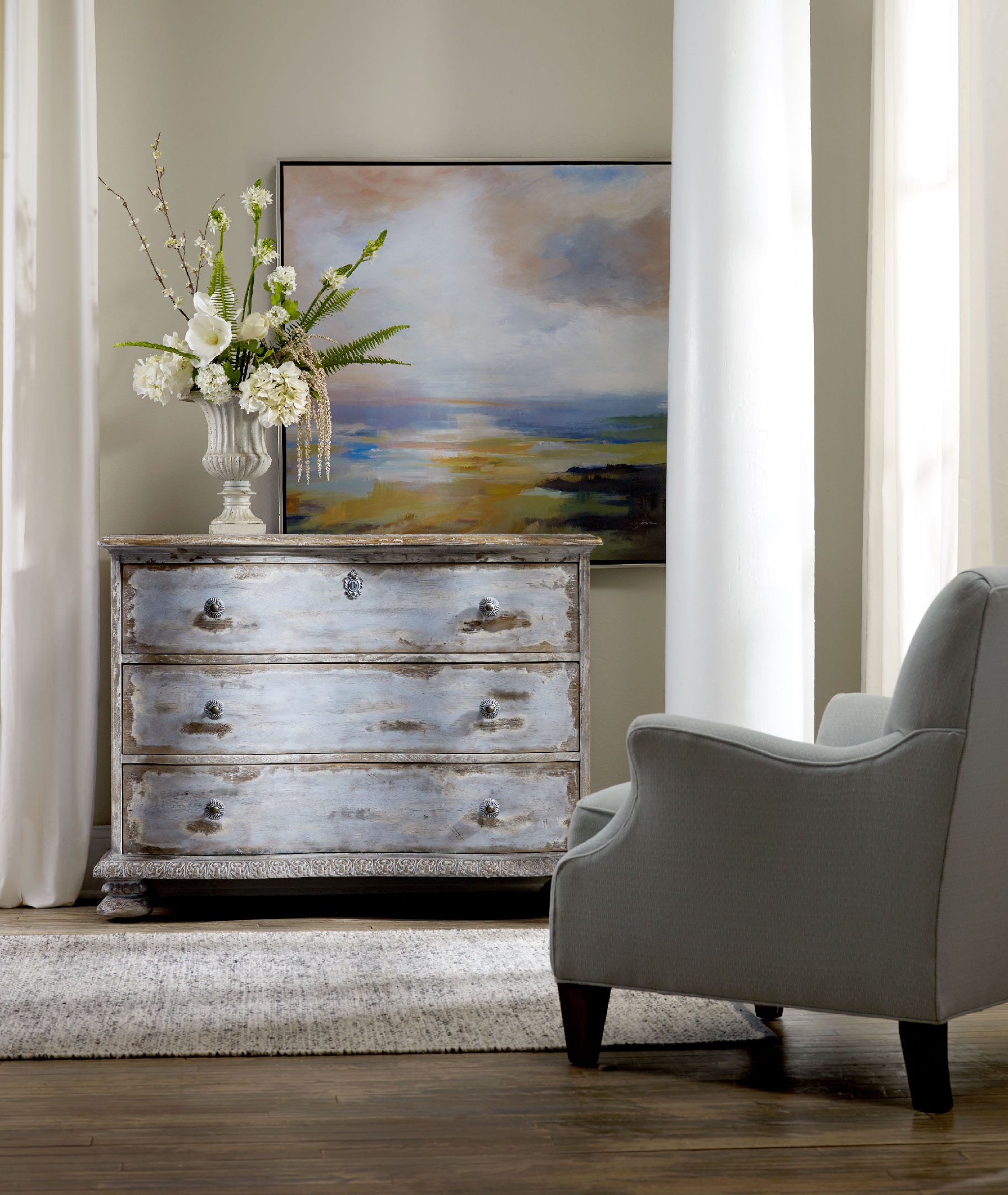 Hooker Furniture Living Room Chatelet Chest 5851-85001