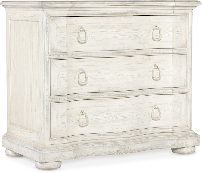 Hooker Furniture Traditions Three-Drawer Nightstand 5961-90016-02 785388888