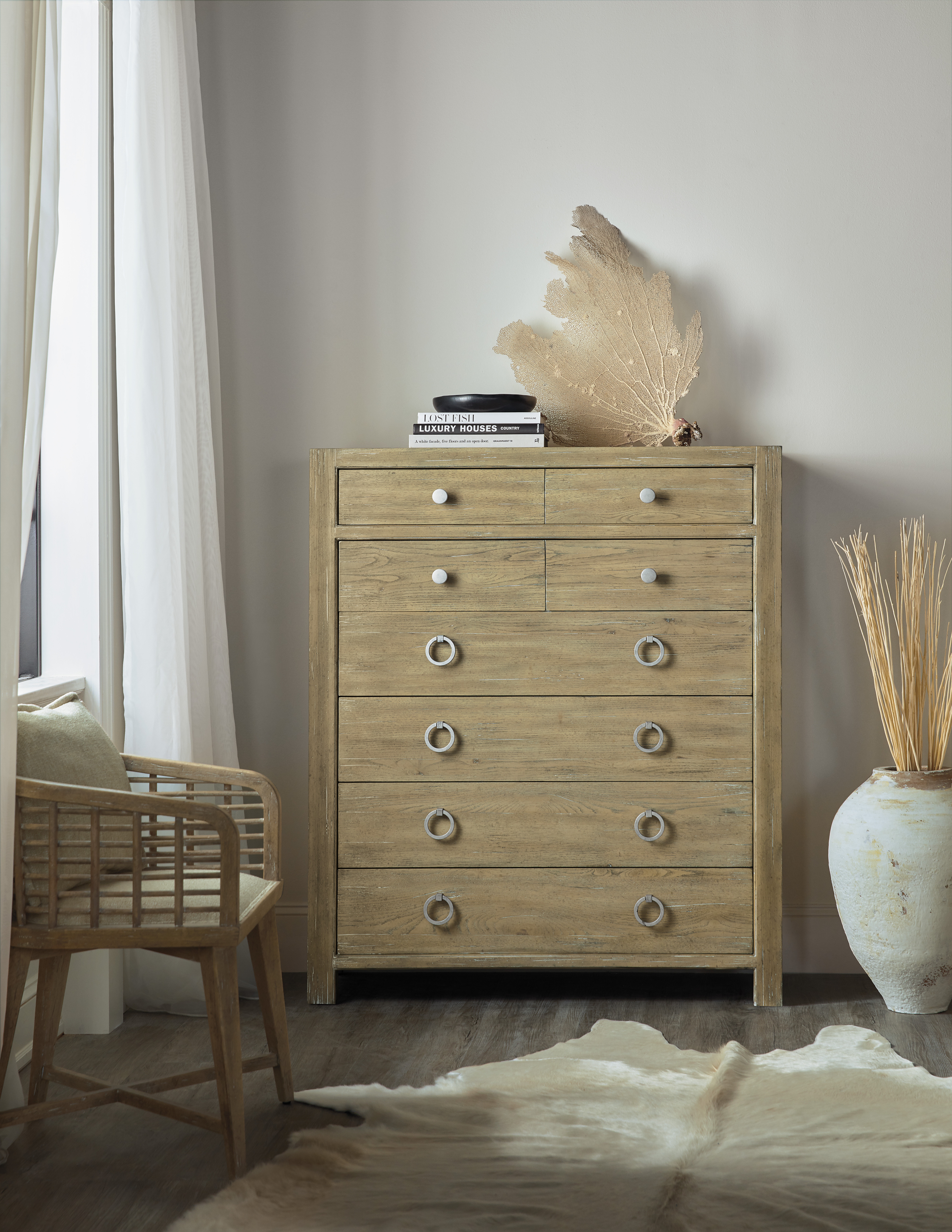 Hooker Furniture Bedroom Surfrider Six-Drawer Chest 6015-90010-80