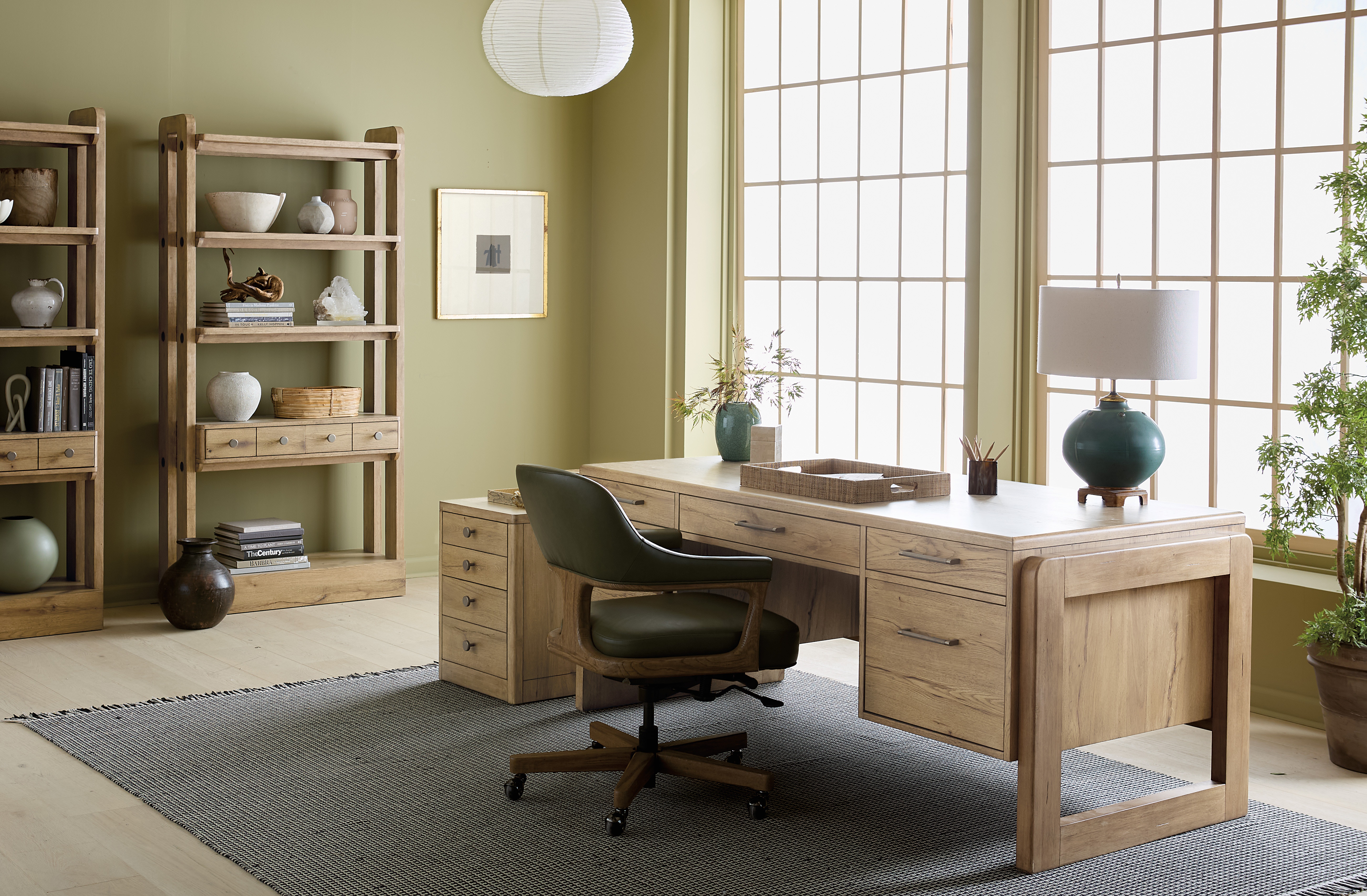 Hooker Furniture Home Office Kalamazoo Executive Desk 6062-10462-80