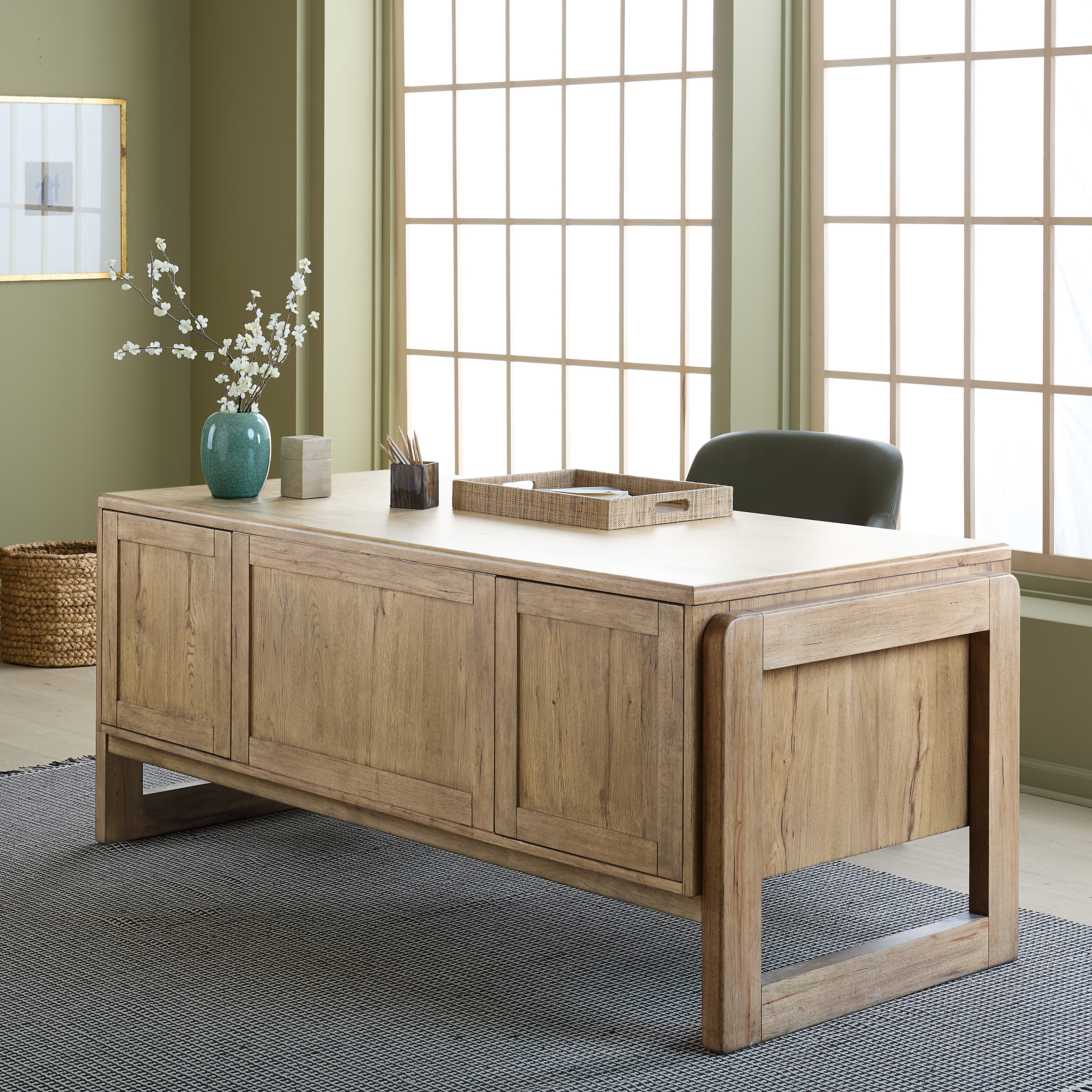 Hooker Furniture Home Office Kalamazoo Executive Desk 6062-10462-80