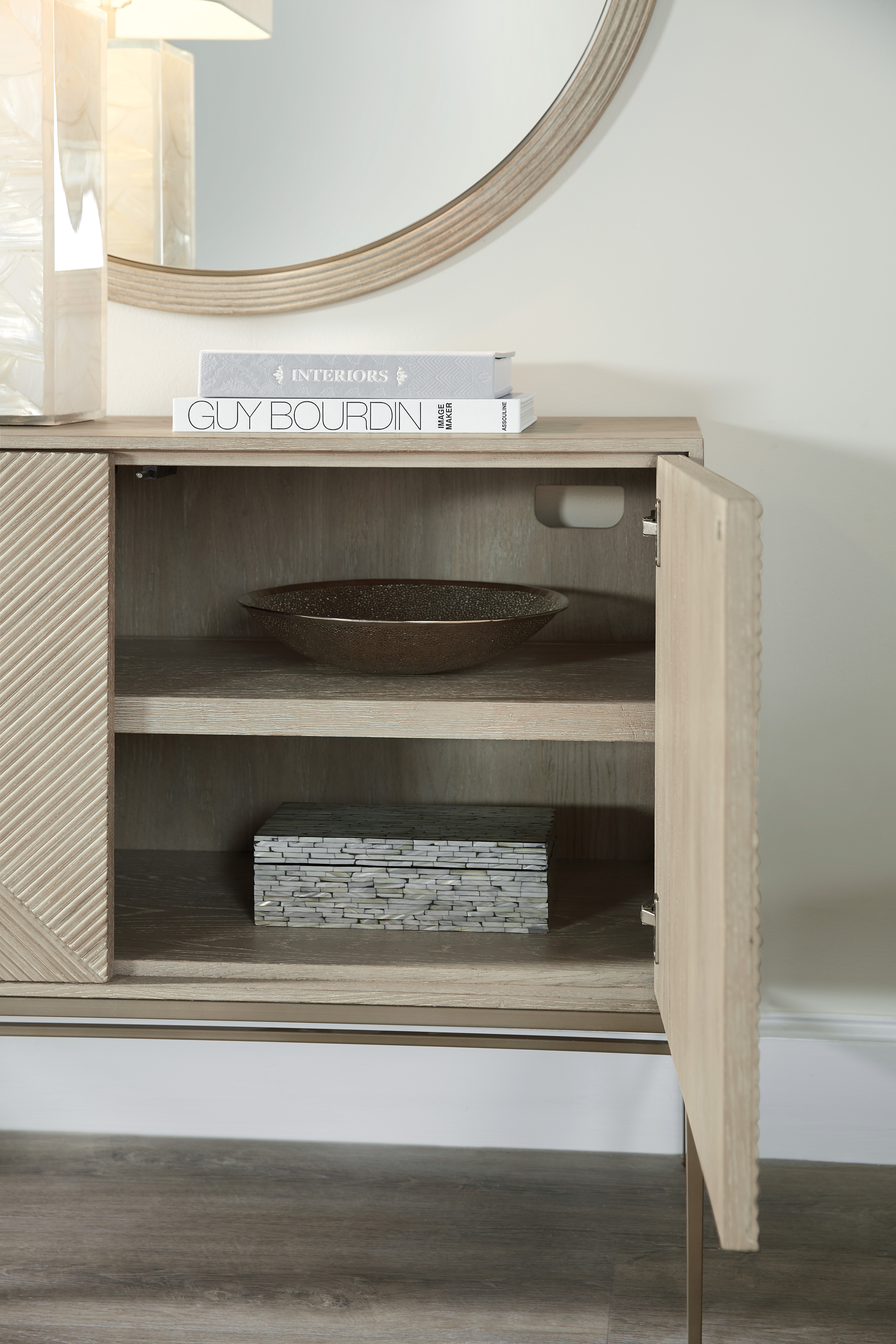 Hooker Furniture Living Room Cascade Credenza 6120-85006-80