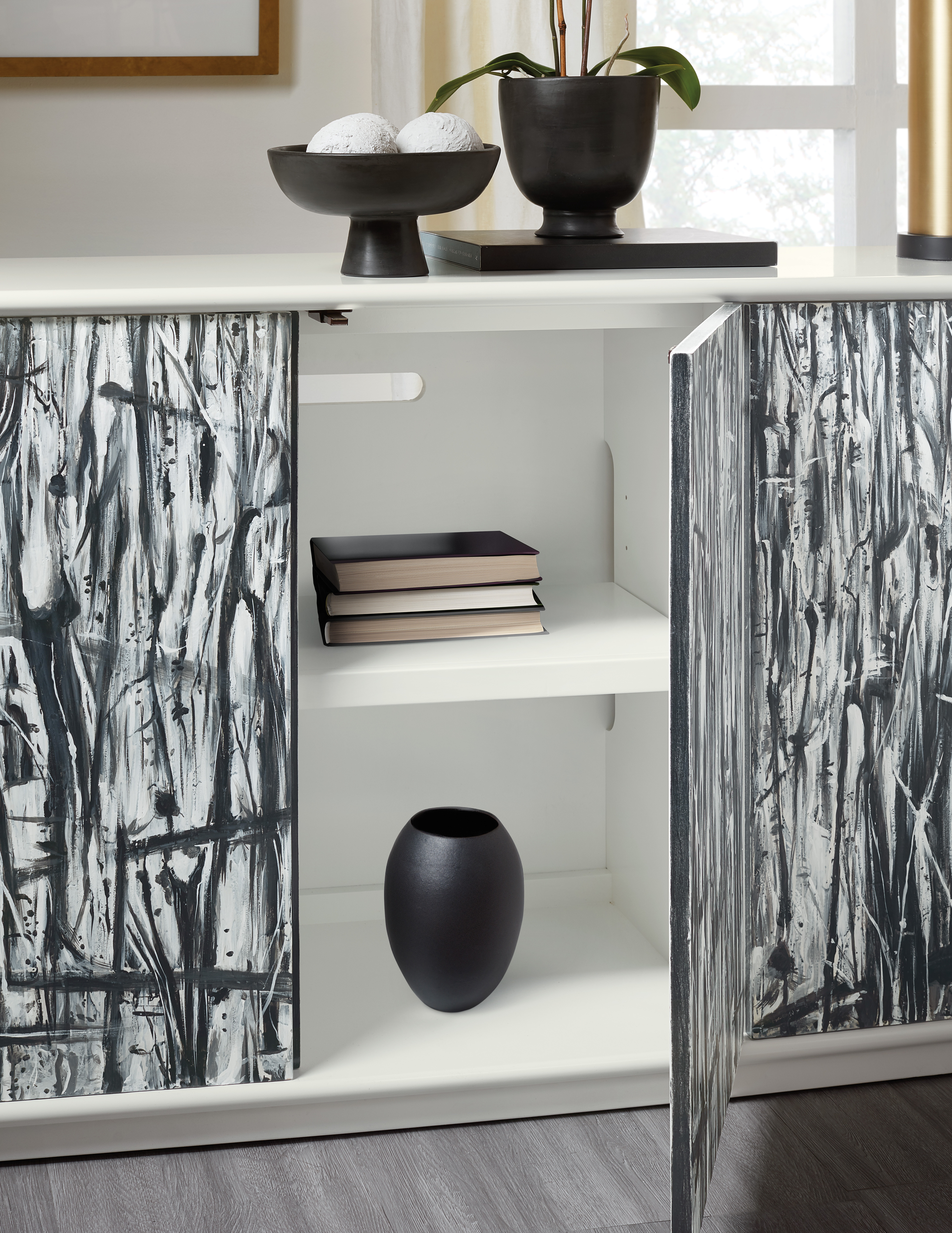 Hooker Furniture Living Room Melange Graffitio Credenza 628