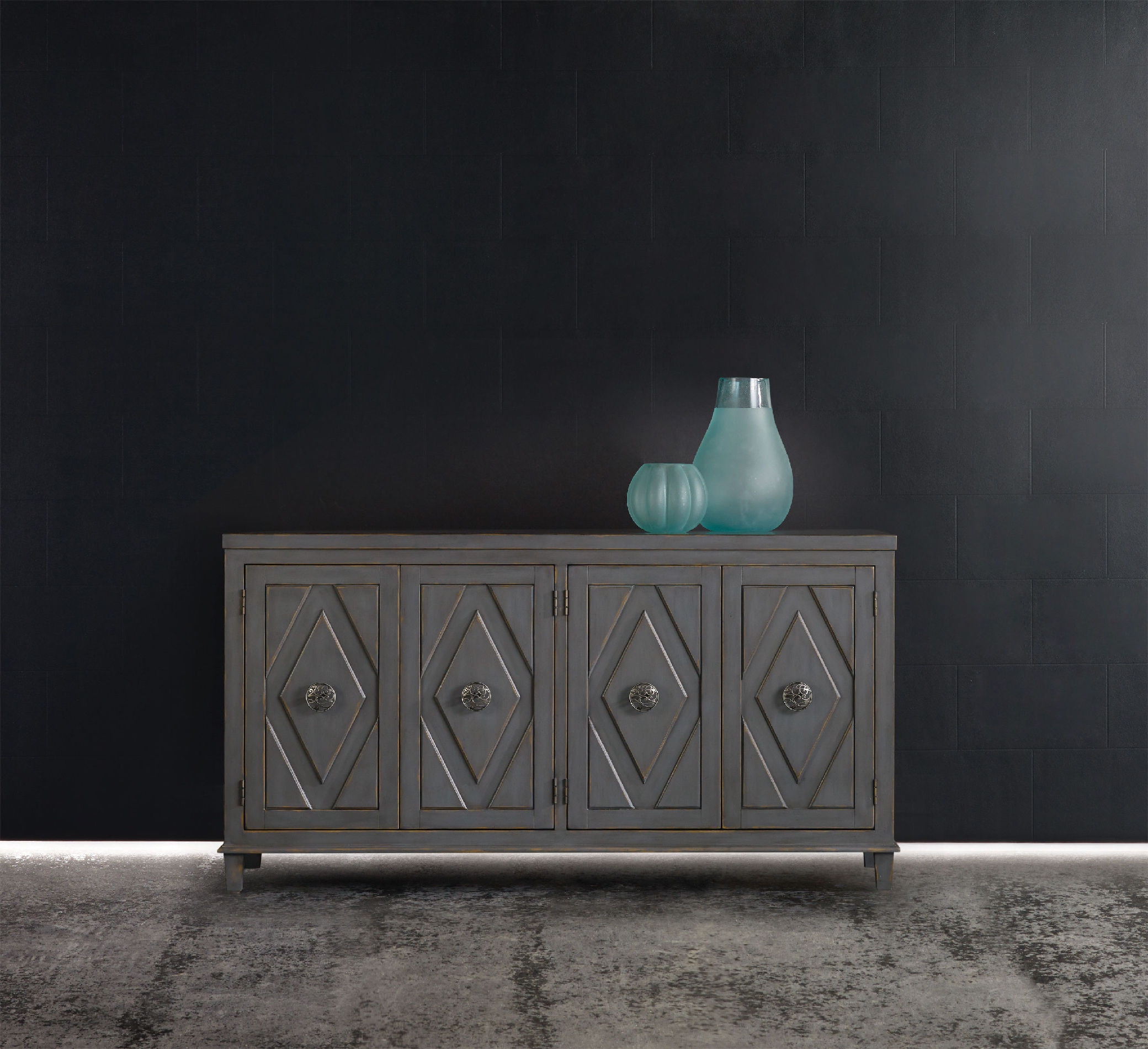 Hooker Furniture Living Room Melange Raellen Console 638-85159