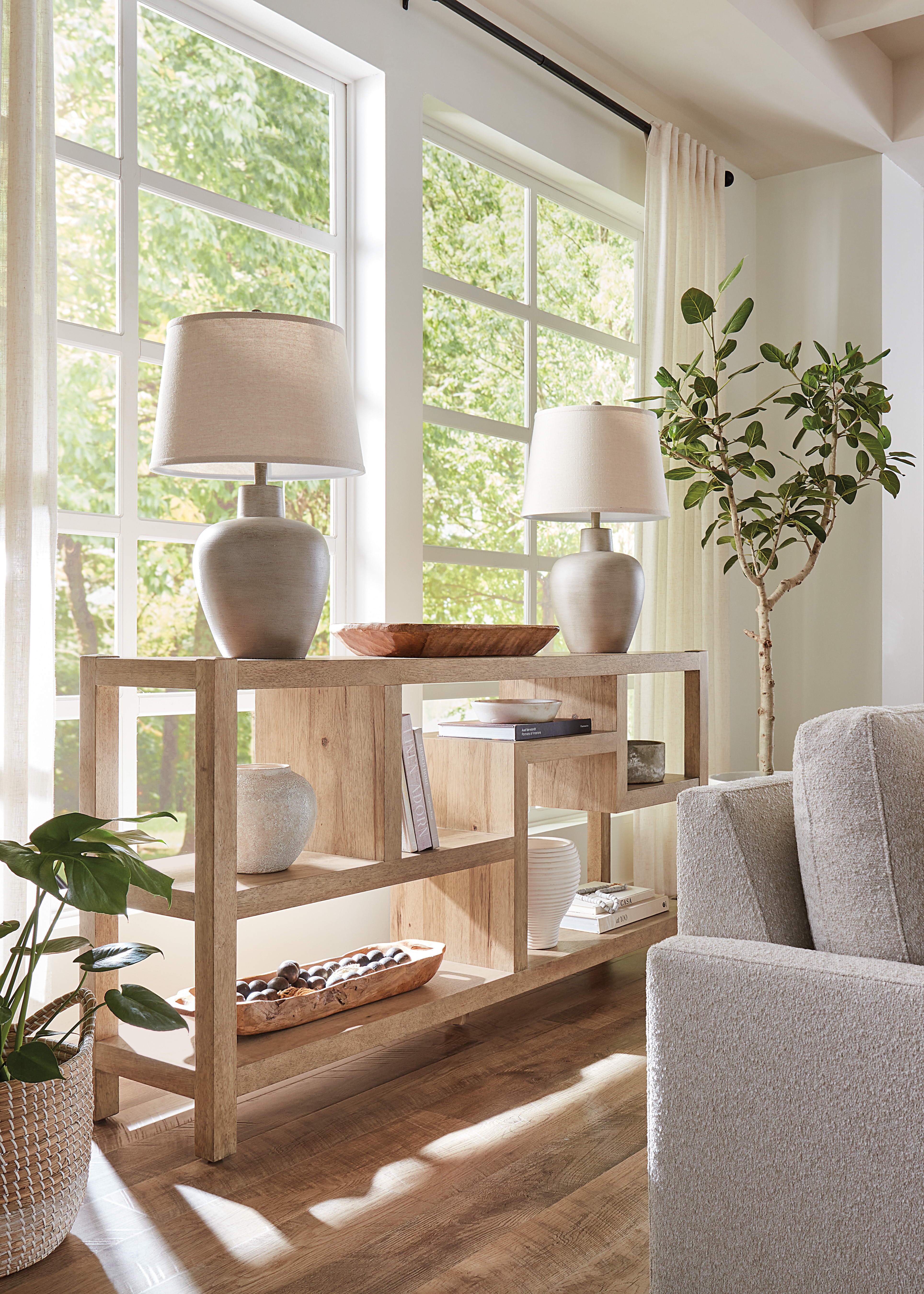 Hooker Furniture Living Room Vineyard Row Small Console 6952-85001-80