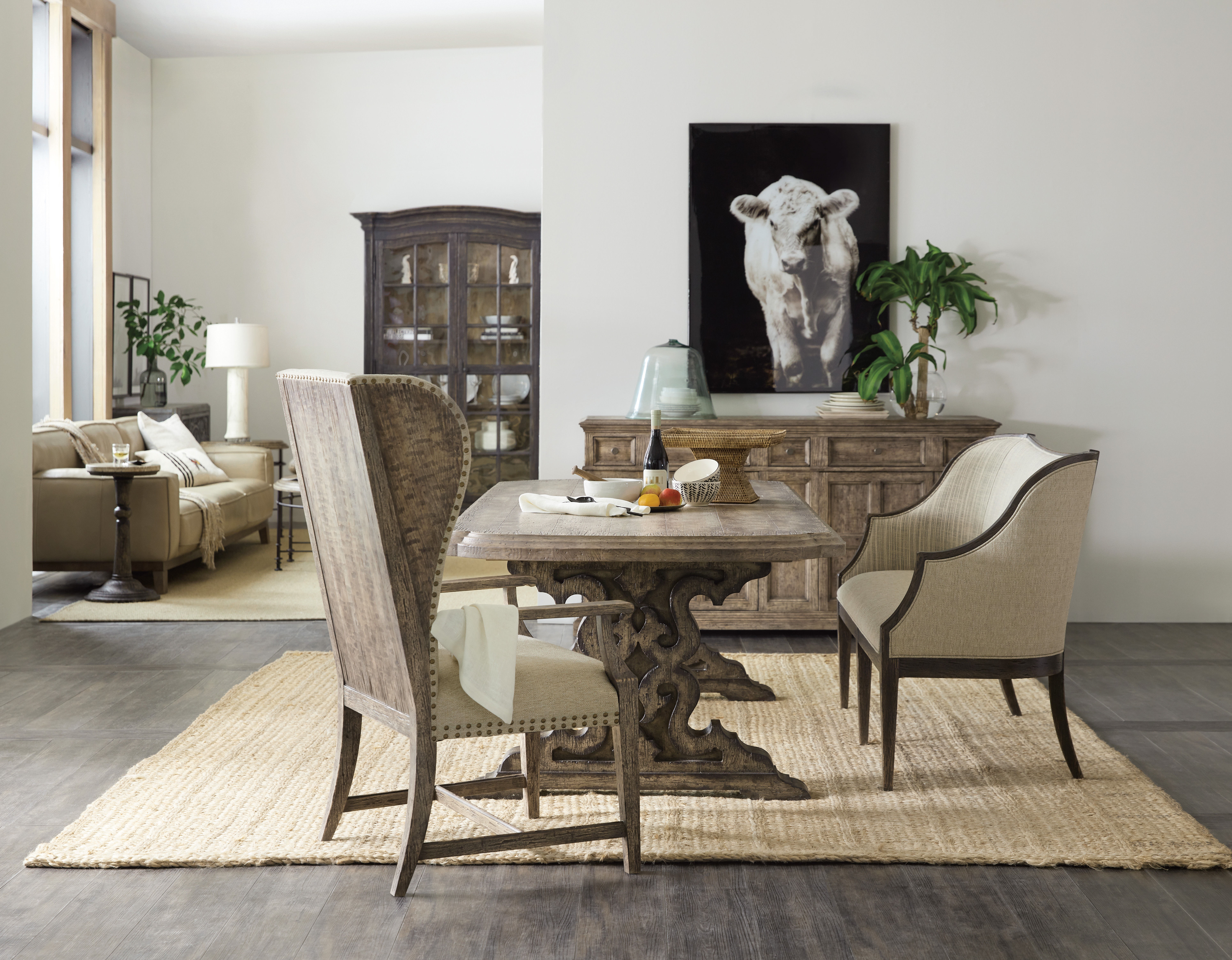 Hooker dining room deals chairs