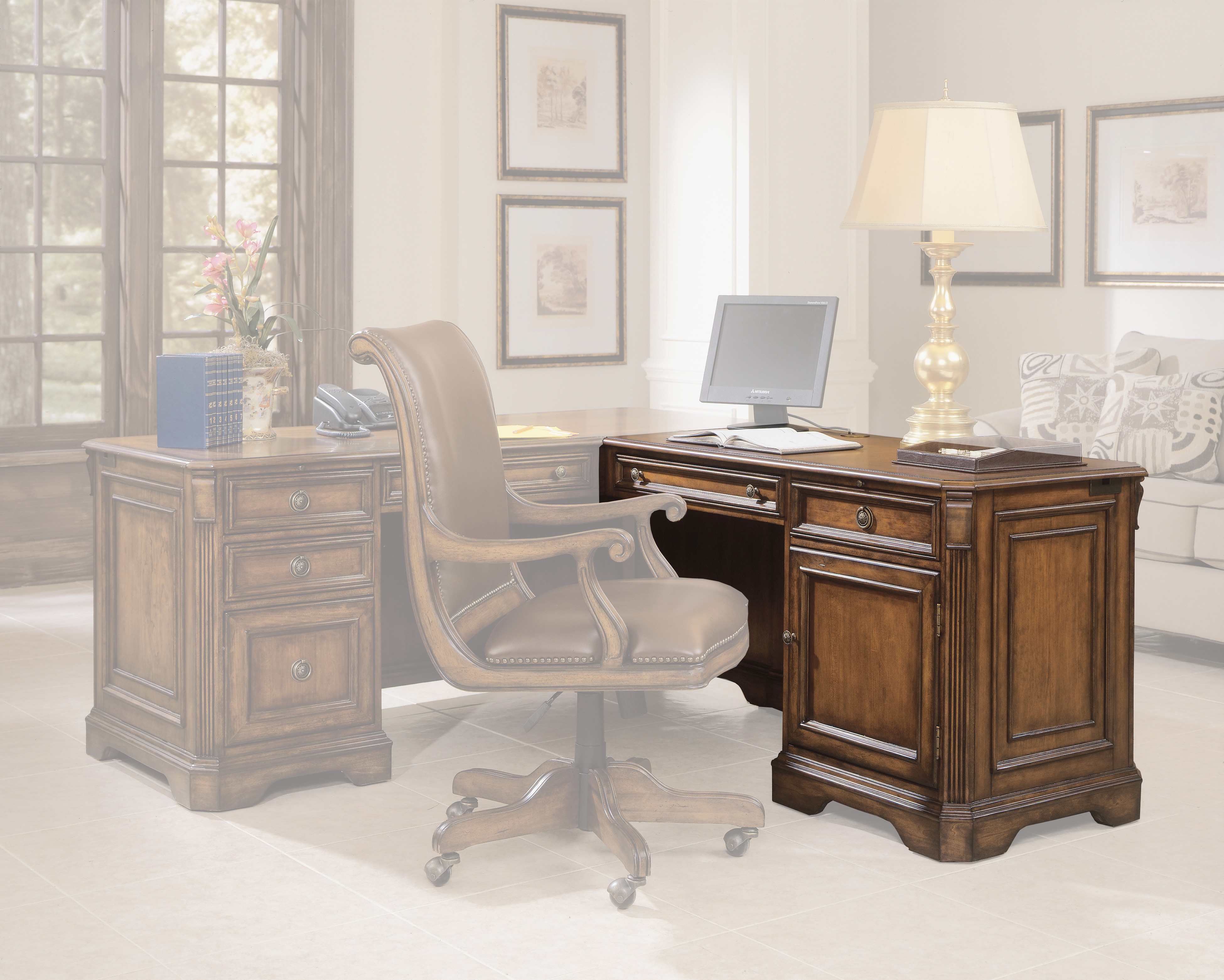 Hooker Furniture Brookhaven Right Pedestal Return 281-10-473