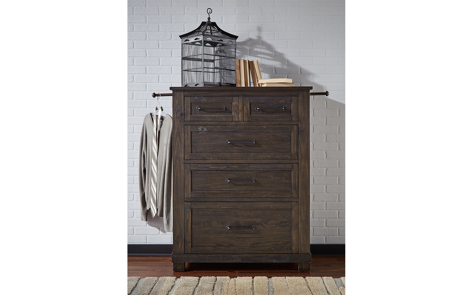 A America Bedroom Chest Suvcl5600 Stacy Furniture Grapevine Allen And Flower Mound Texas