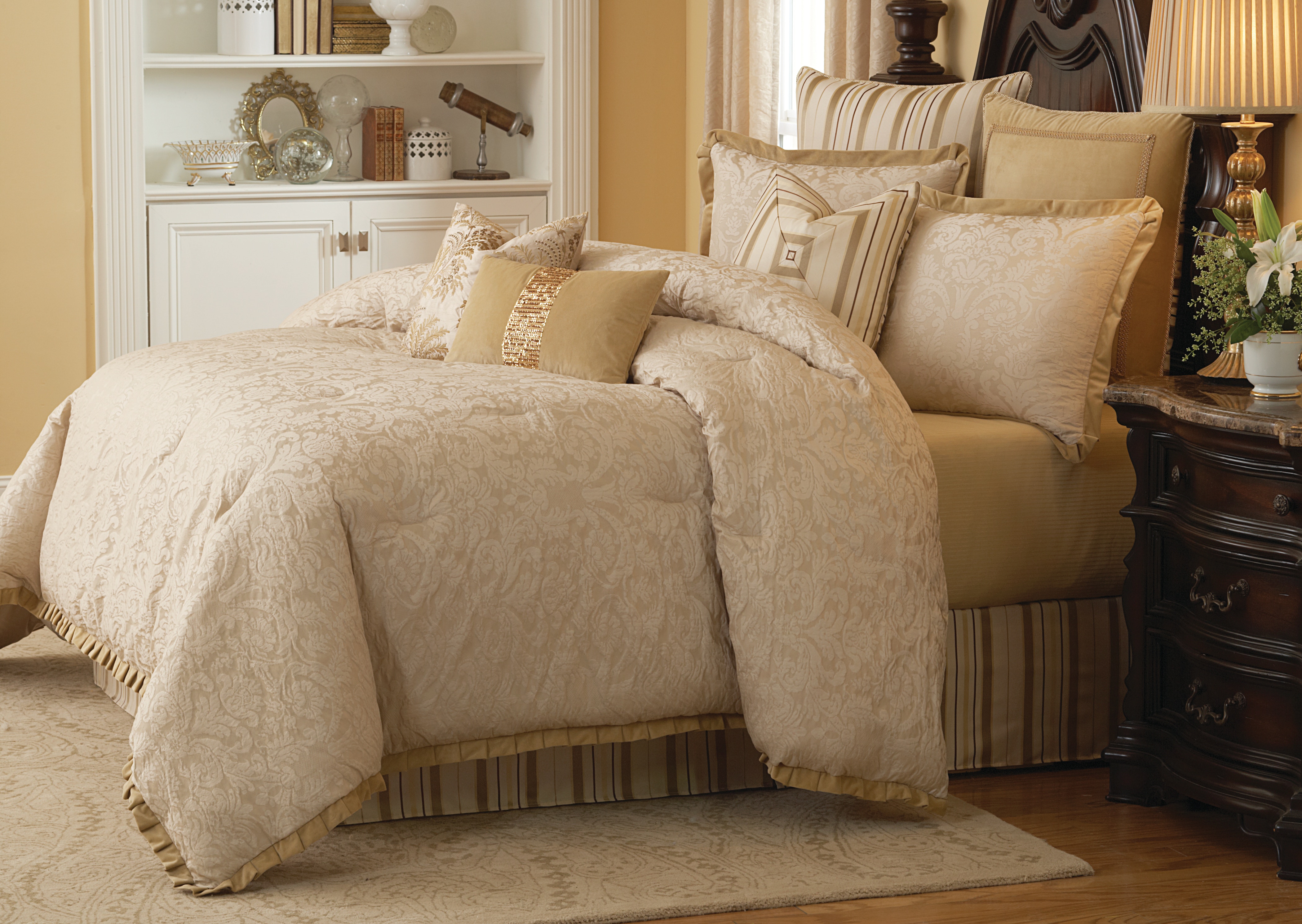  Carlton 9-Piece Queen Comforter Set 