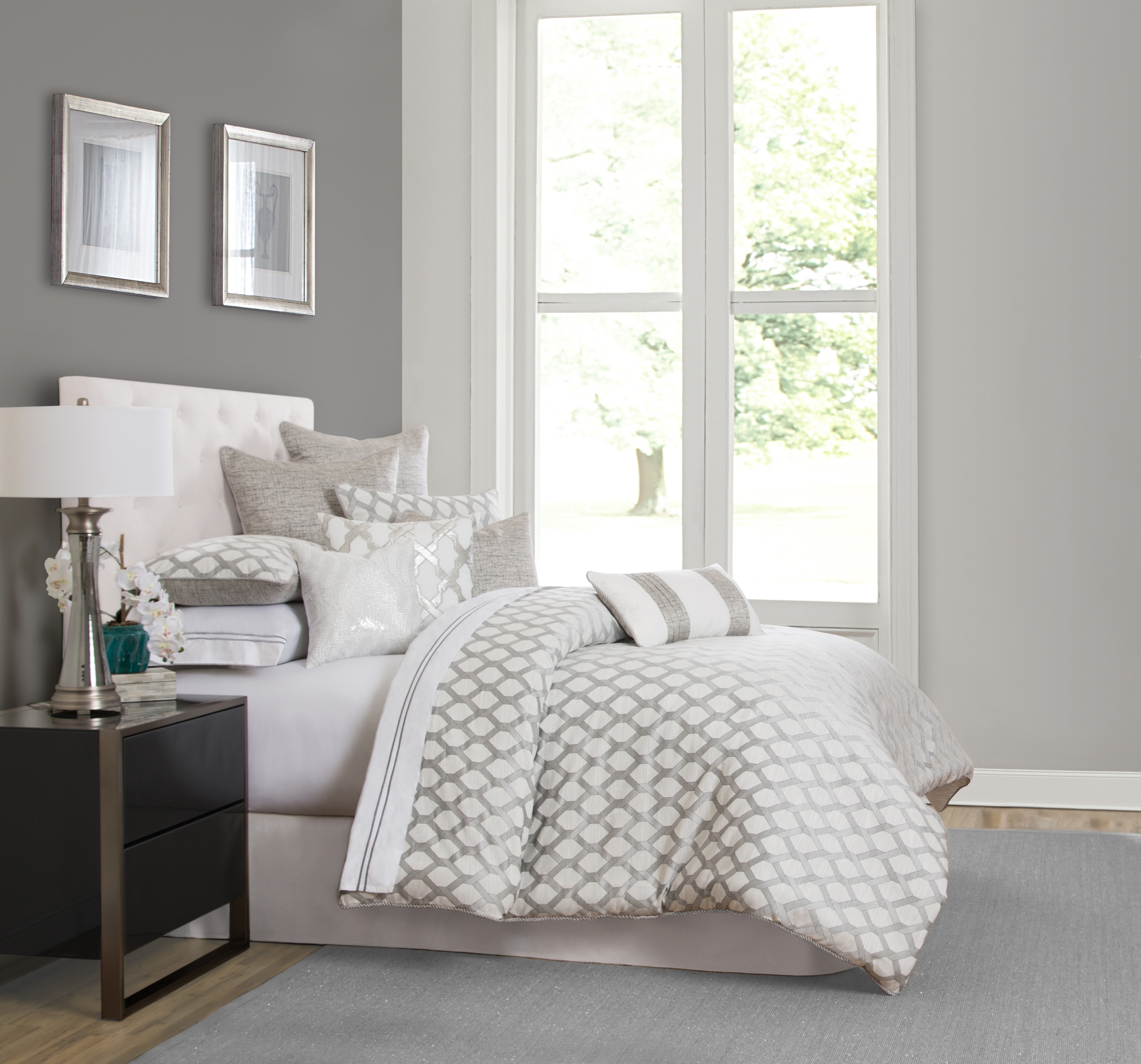  Newport 9-Piece Queen Comforter Set 