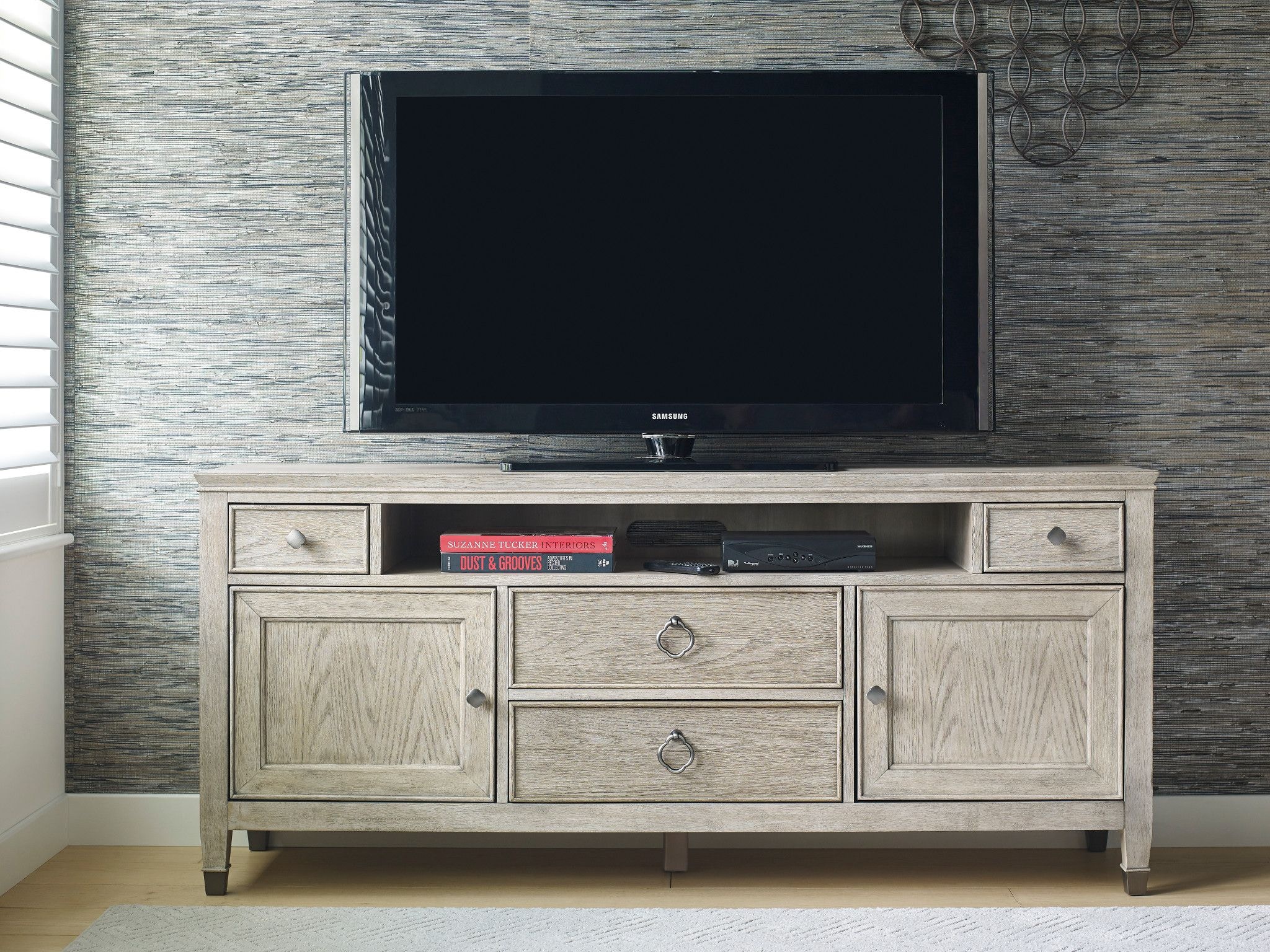 アンティークコンポーネント American Drew Home Entertainment Biscane Entertainment Console 803
