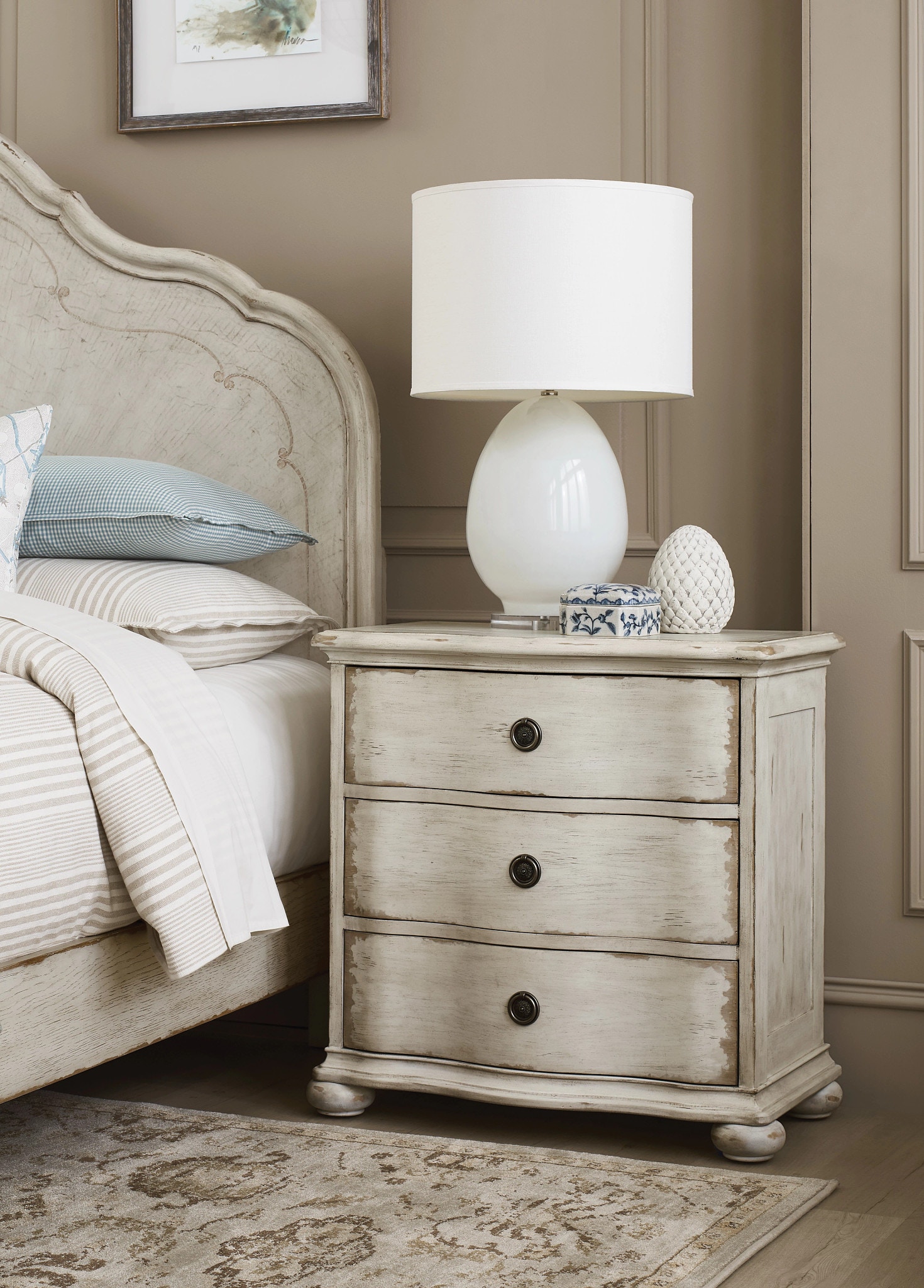 Helene Three Drawer Nightstand - Creme AMD309420C