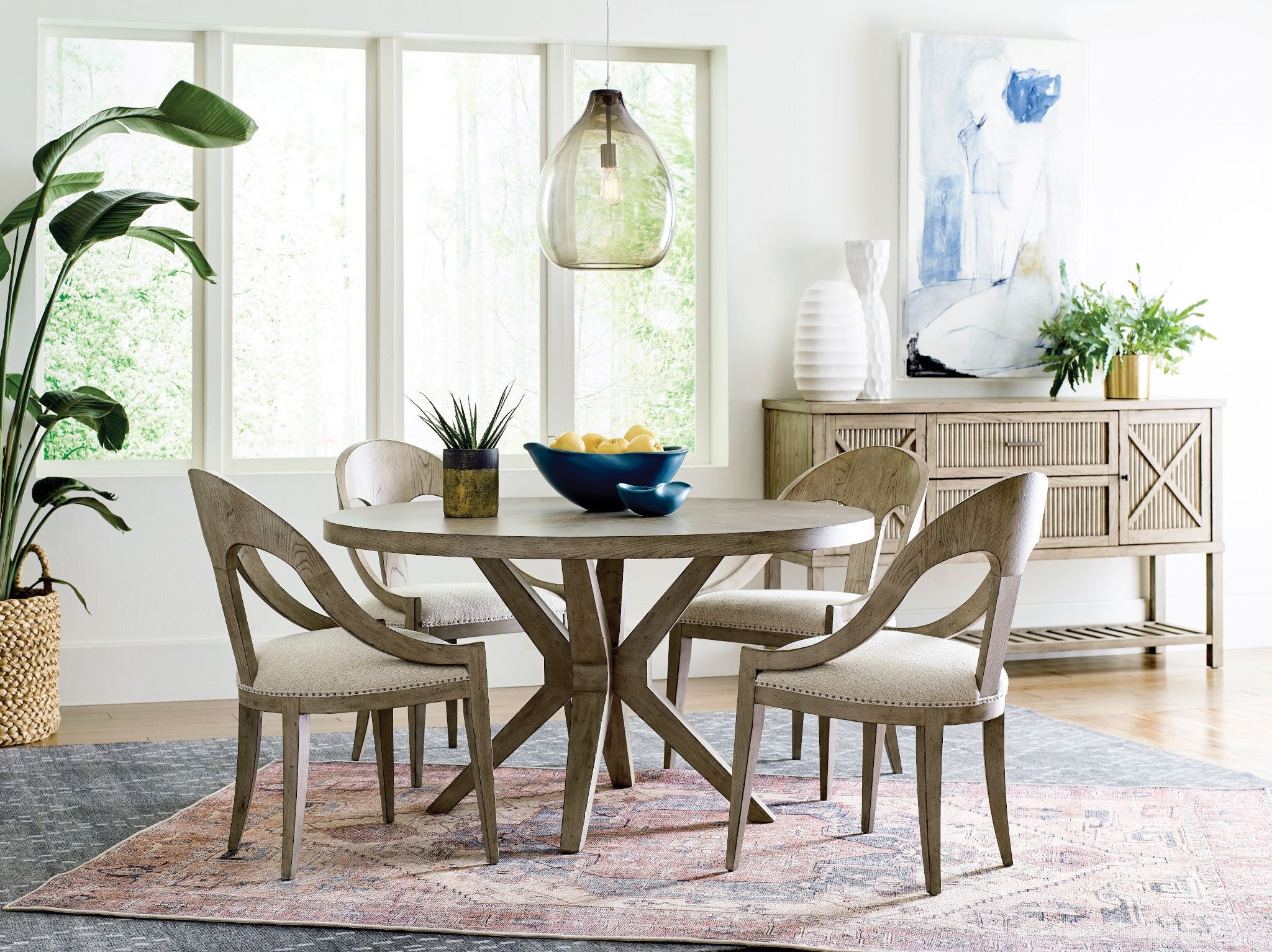 American Drew Casual Dining Hardy Round Dining Table Complete 924