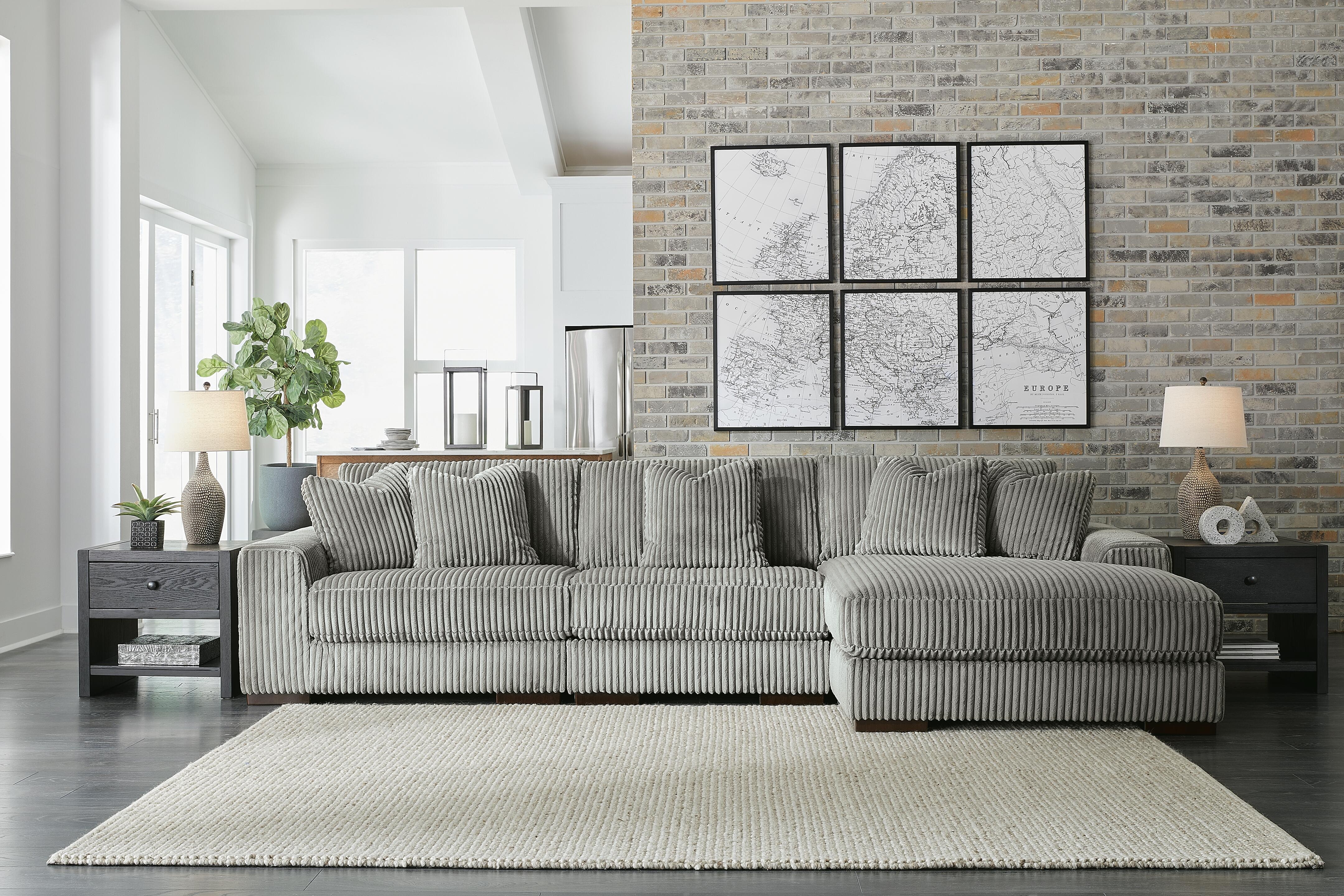 Signature Design by Ashley Living Room Lindyn 3-Piece Sectional