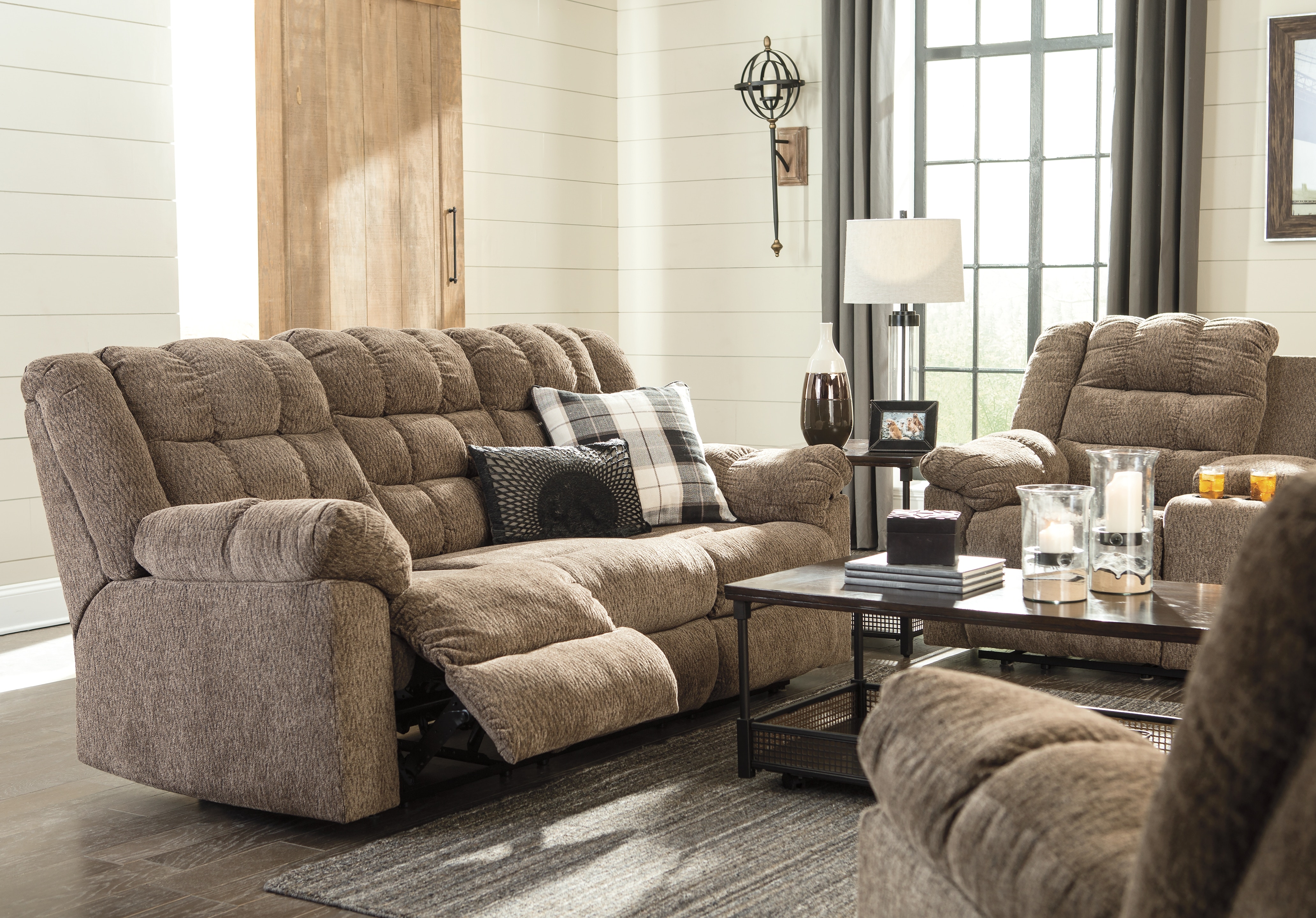 Signature Design by Ashley Living Room Workhorse Reclining Sofa