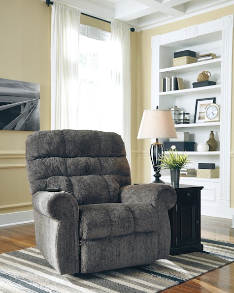 Signature Design by Ashley Living Room Ernestine Power Lift Recliner