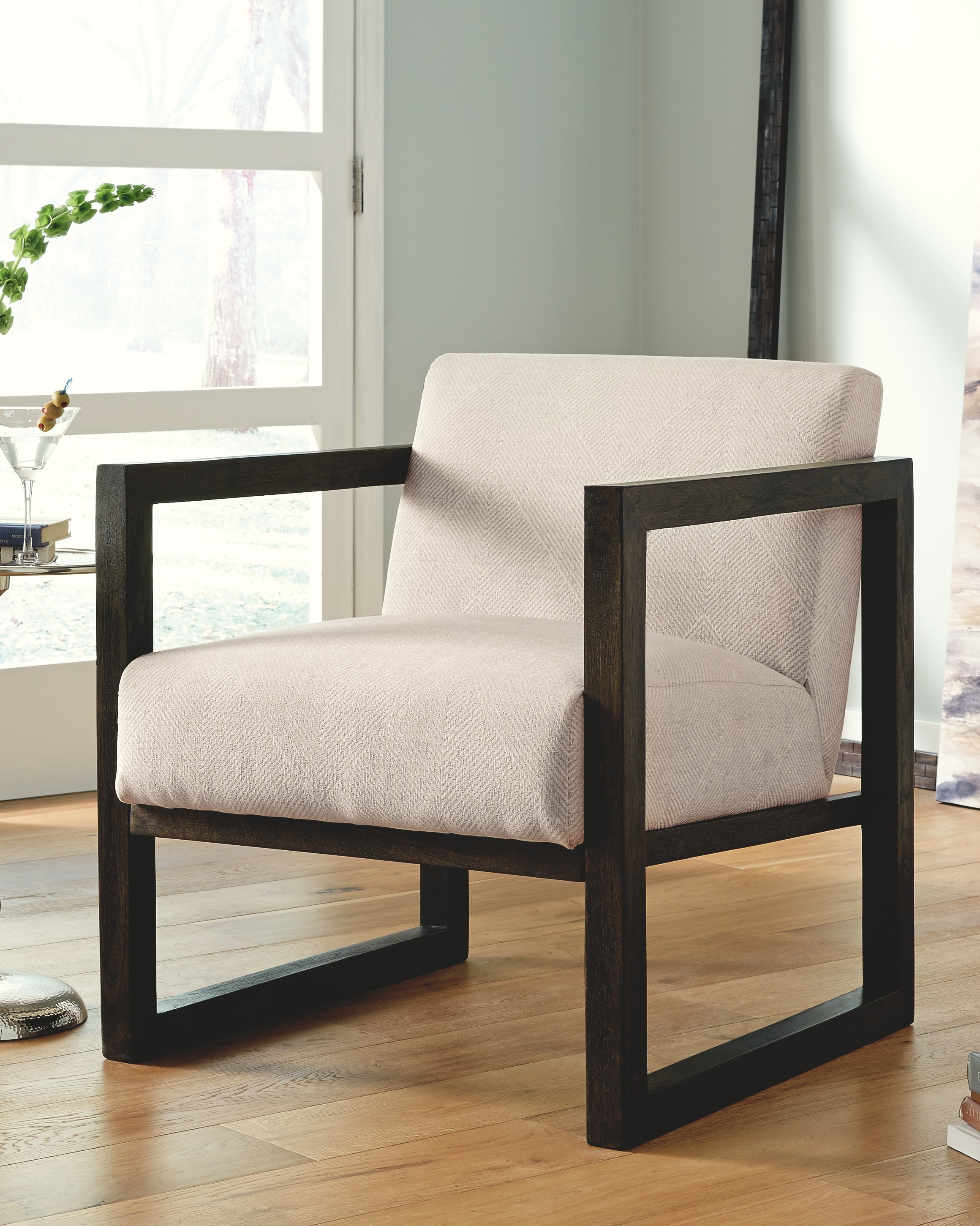 Signature Design by Ashley Living Room Alarick Accent Chair