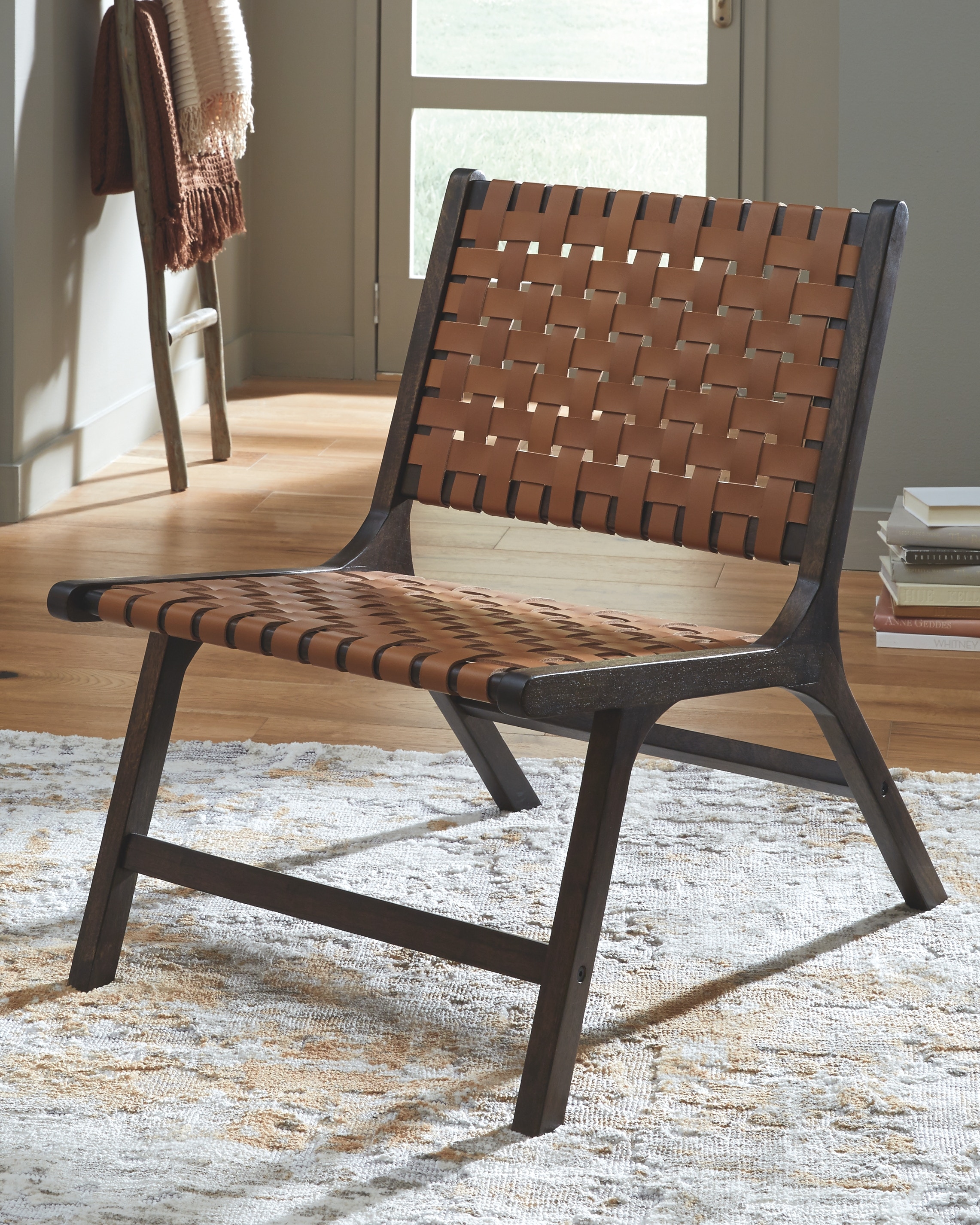 Signature Design by Ashley Living Room Fayme Accent Chair A3000282