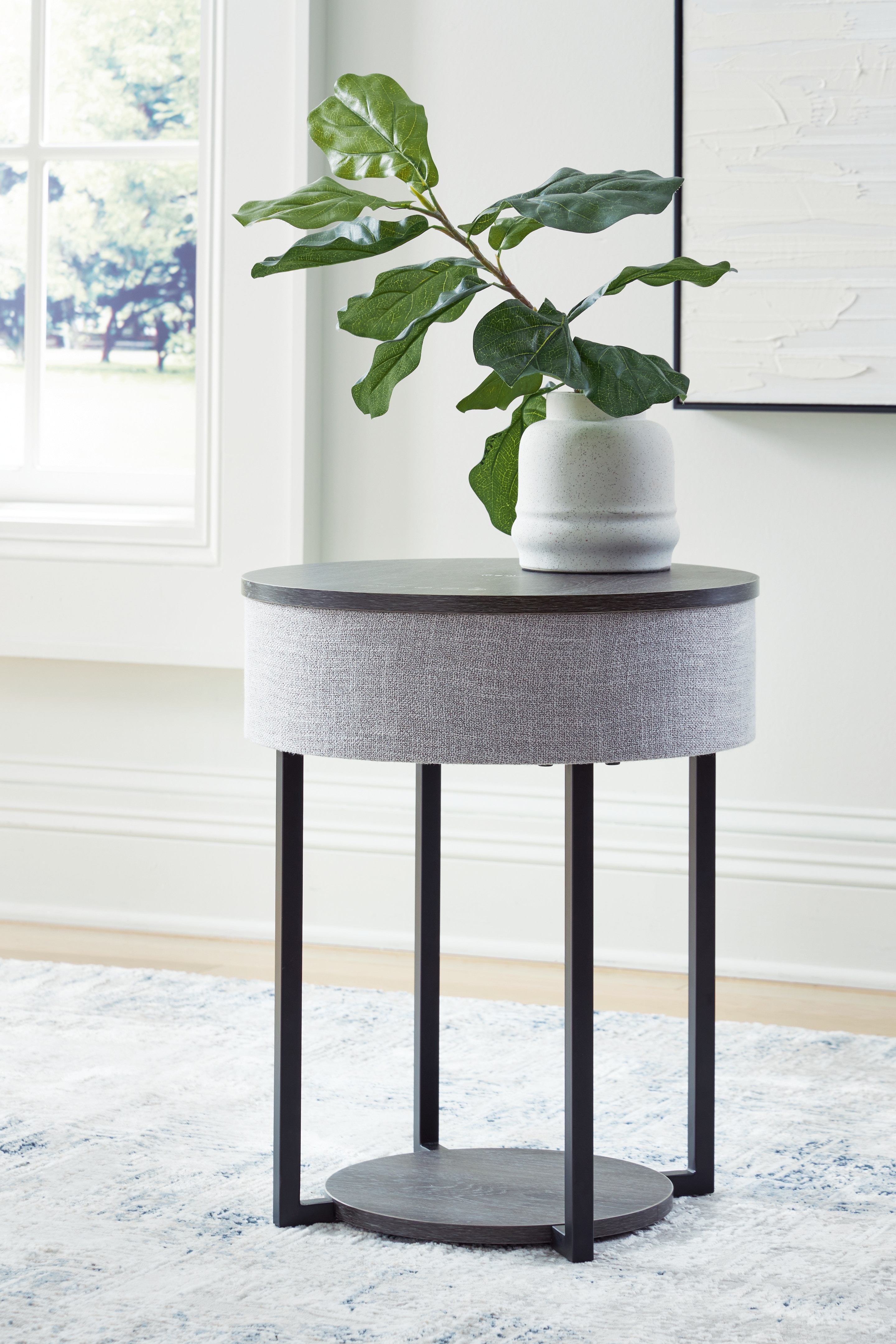 Ashley Sethlen Sethlen Accent Table with Speaker A4000641