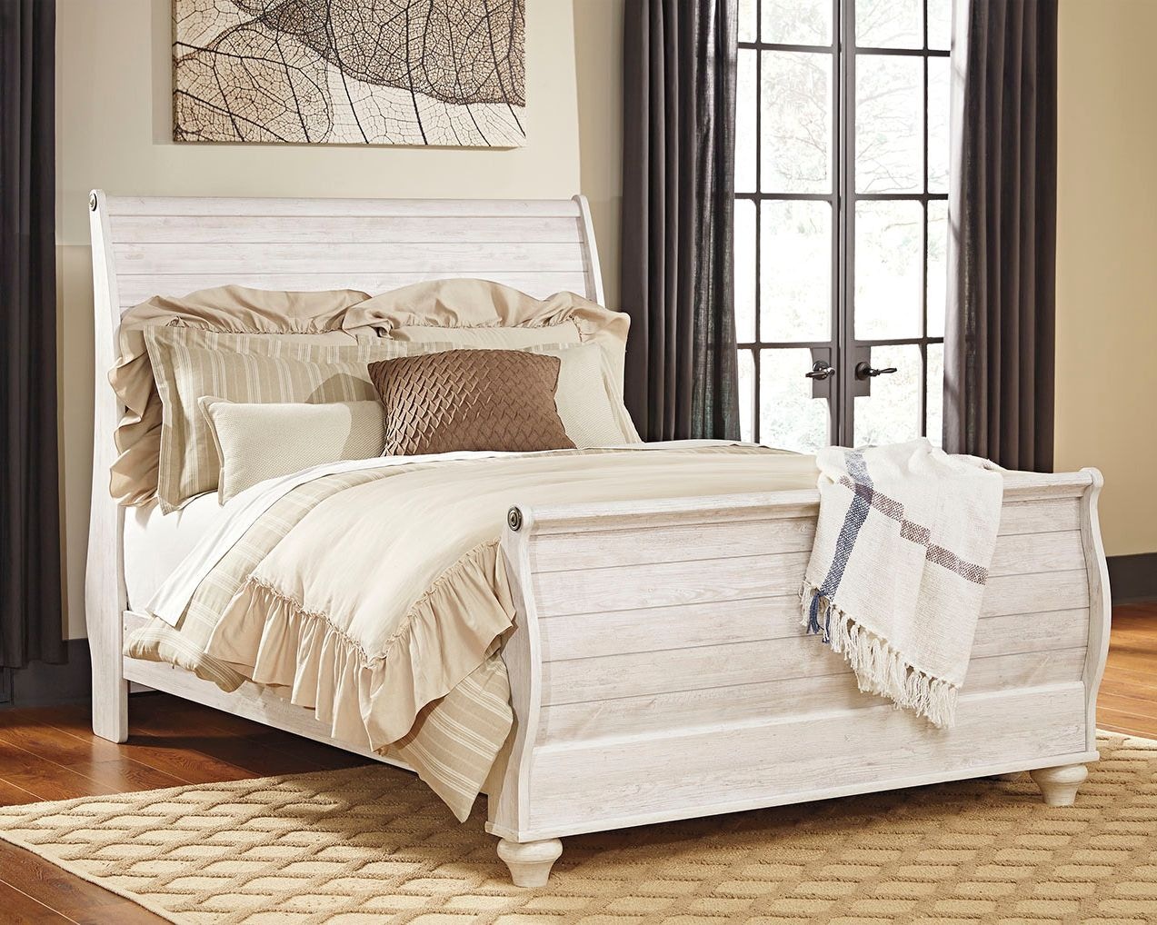 Signature Design by Ashley Bedroom Willowton Queen Sleigh ...