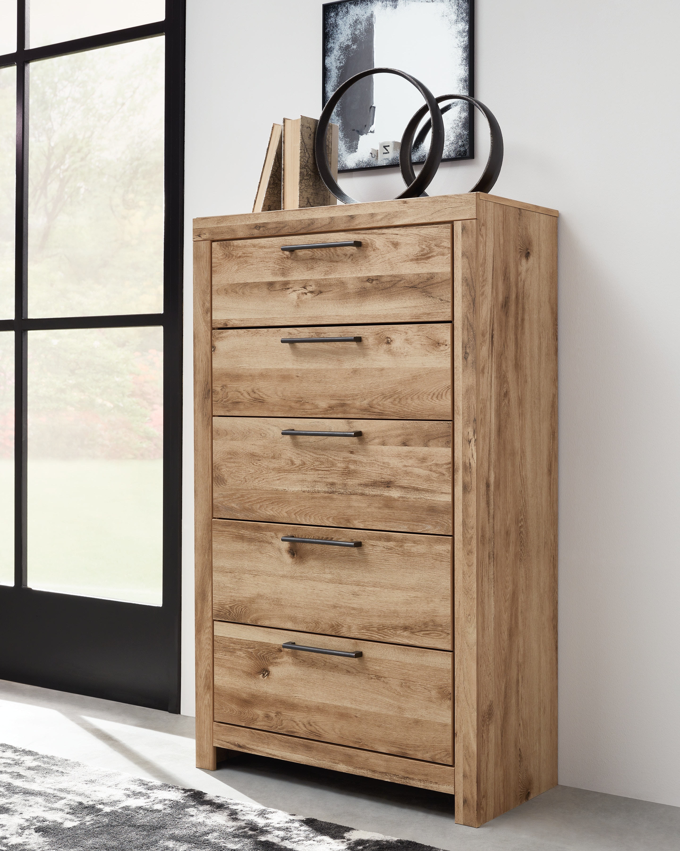 Benchcraft Ashbryn B844-46 Five Drawer Chest
