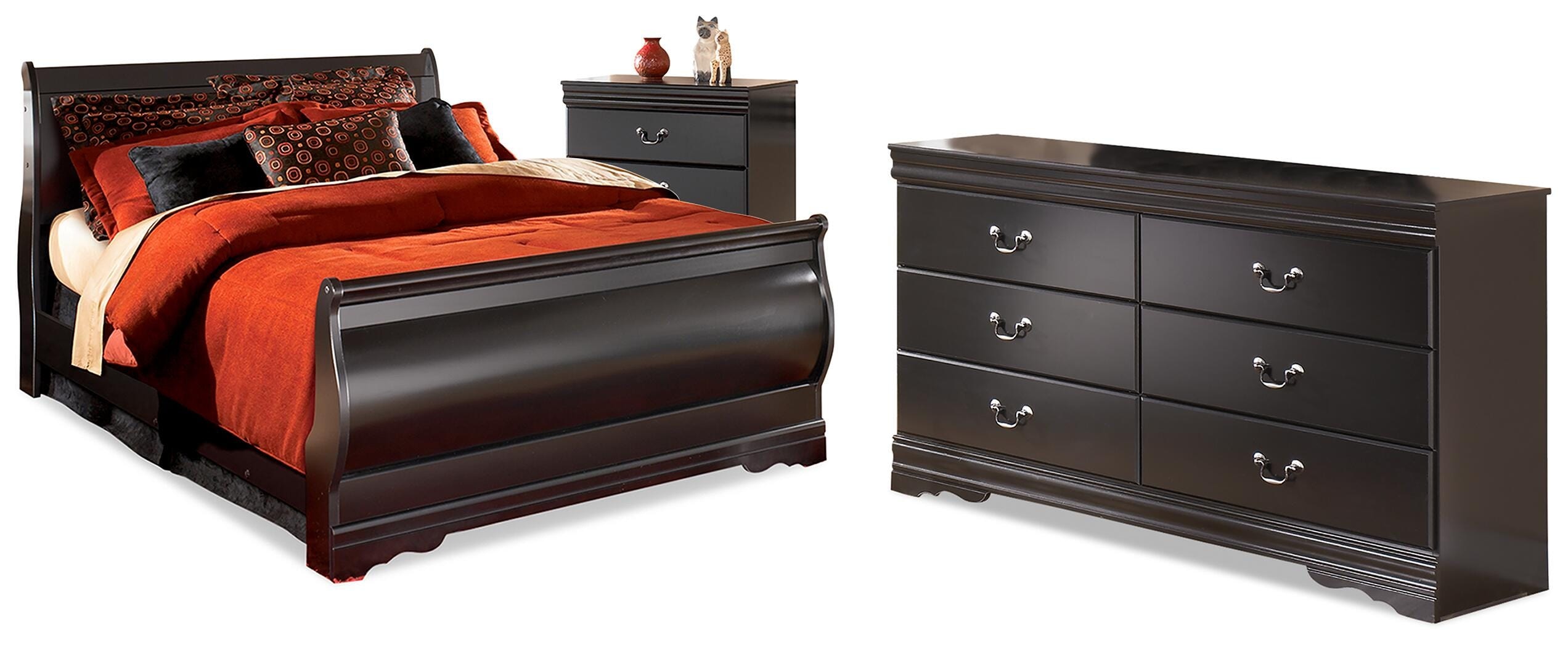 Signature Design by Ashley Huey Vineyard Queen Sleigh Bed, Dresser and Chest B128B52